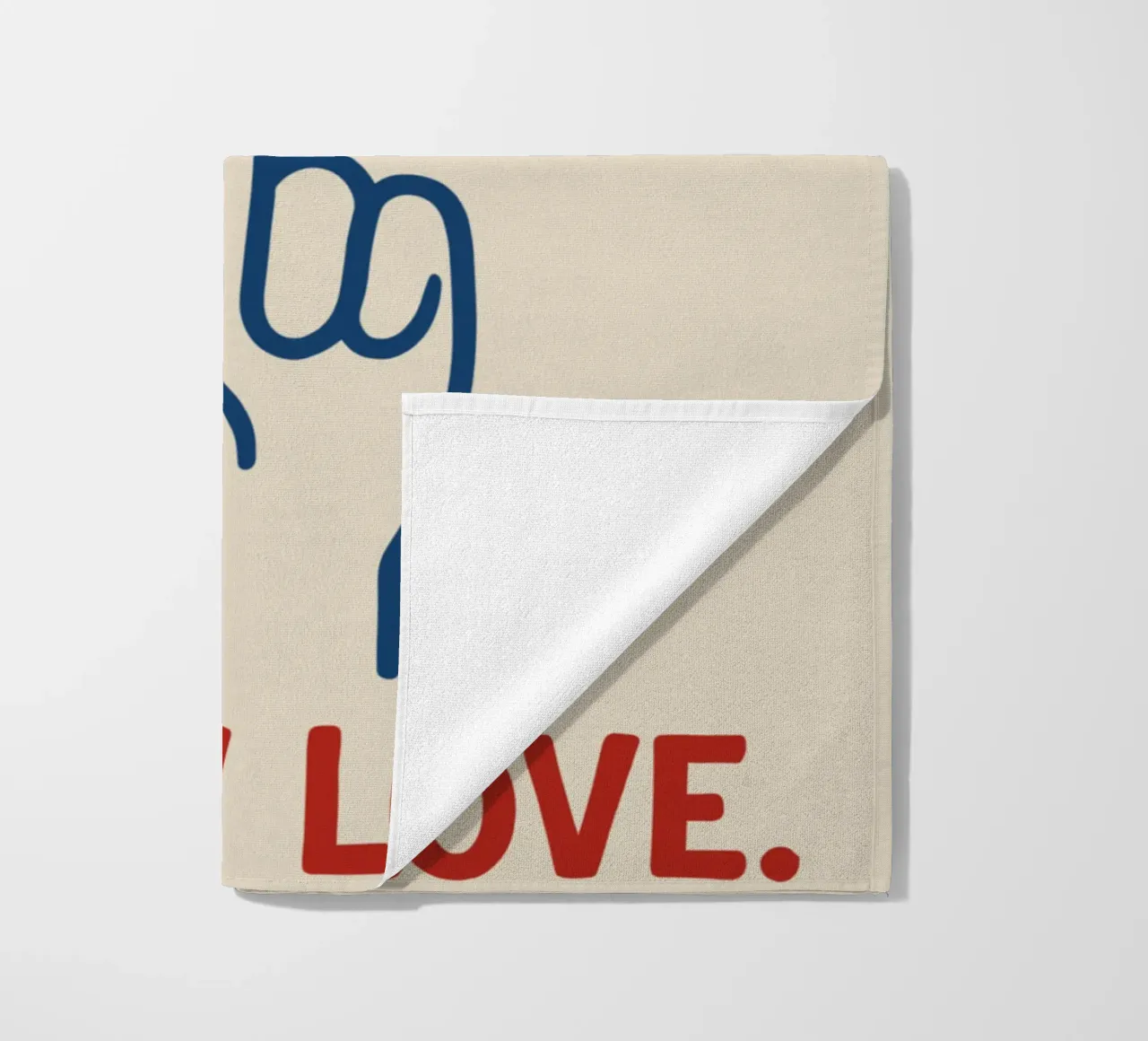 Cuore invece di odio telo mare da QuooodZ by MooodzArt