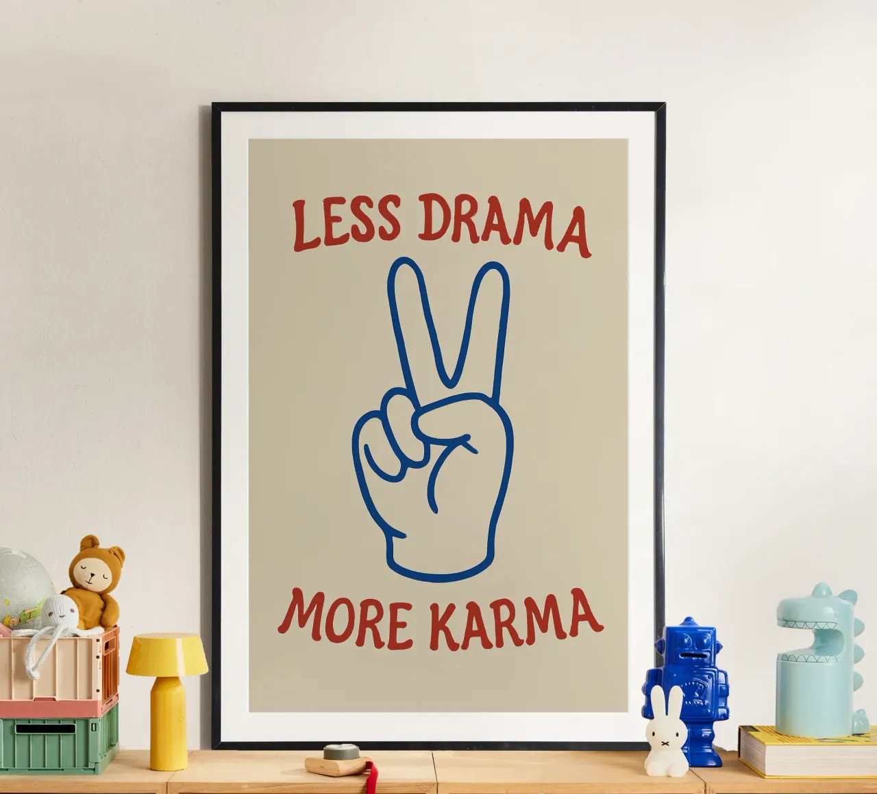 Karma Rules – Drama Drools poster con telaio in plastica da QuooodZ by MooodzArt