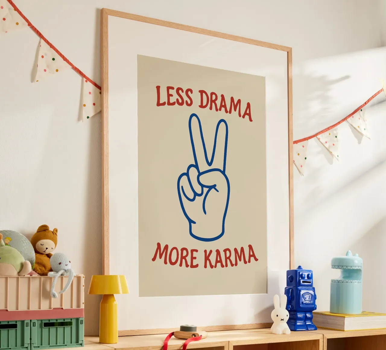 Karma Rules – Drama Drools poster con telaio in plastica da QuooodZ by MooodzArt