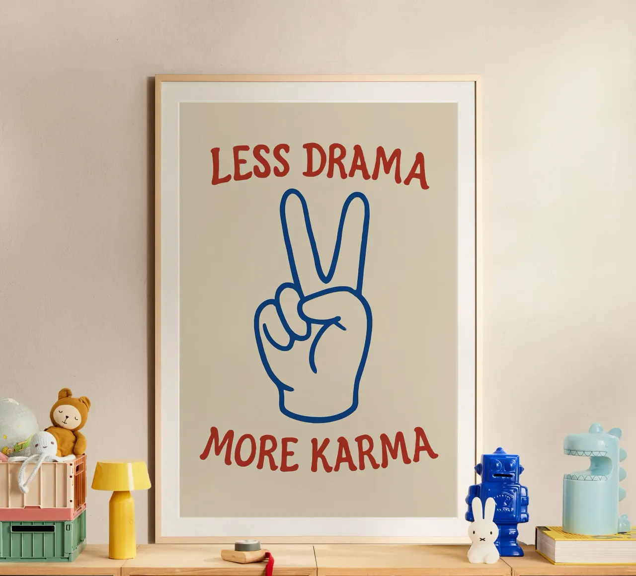 Karma Rules – Drama Drools poster con telaio in plastica da QuooodZ by MooodzArt