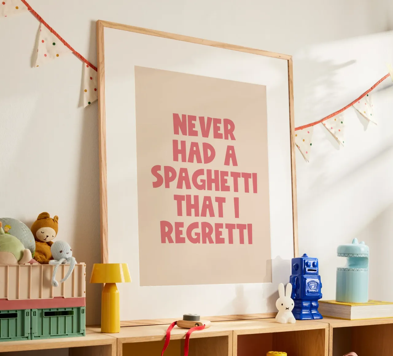 Spaghetti Funny Quote poster con telaio in alluminio da Paigaam Studio