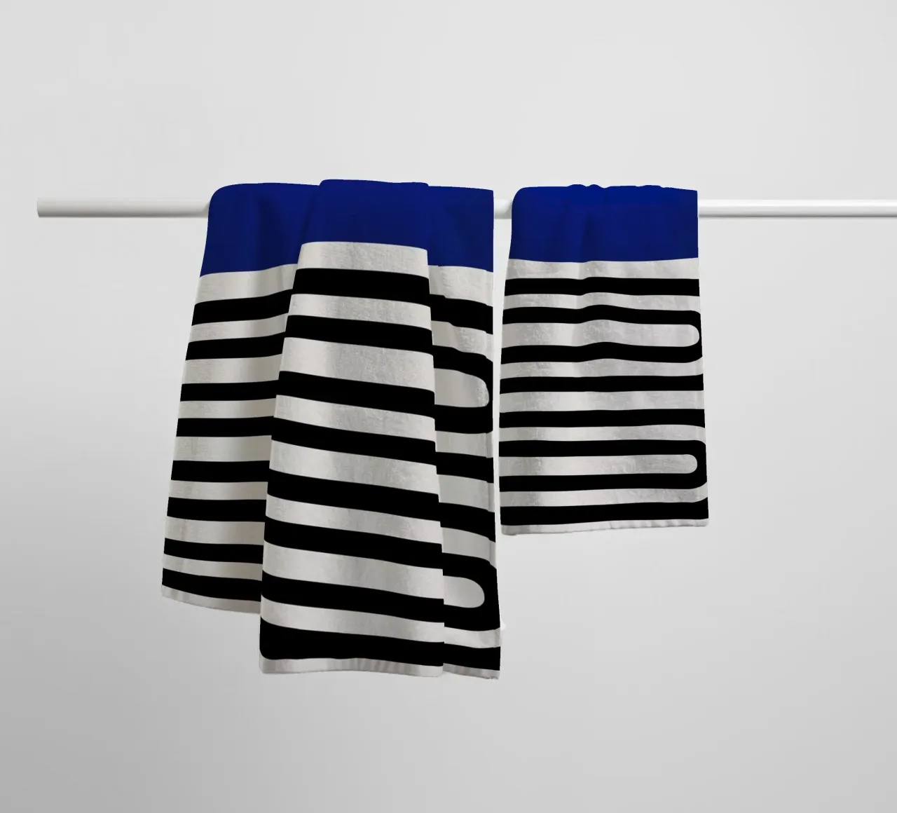 Fuori dal blu asciugamano da bagno da Fox & Velvet