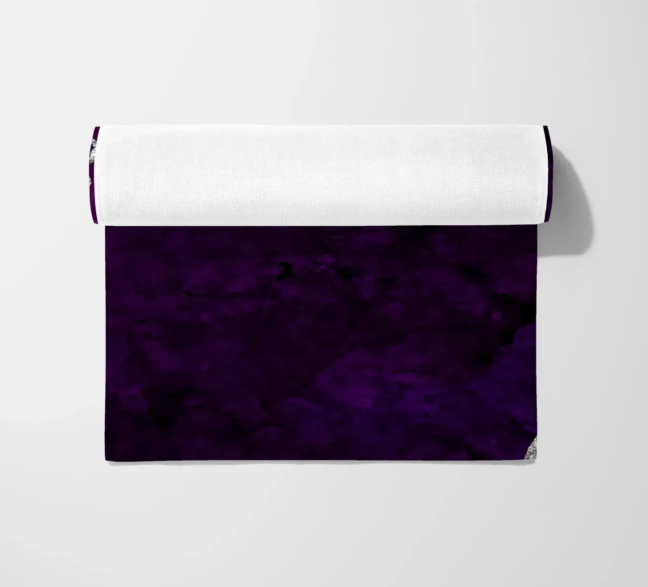 Lila & Silber Achat Textur 01 Strandtuch von Gemstone Textures