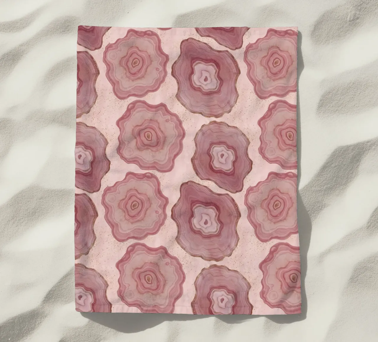 Rosa Achat-Muster 10 Strandtuch von Gemstone Textures