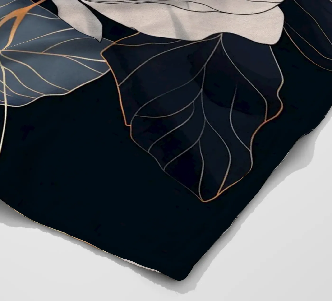 Roses version noire plaid polaire de Justyna Jaszke JBJart