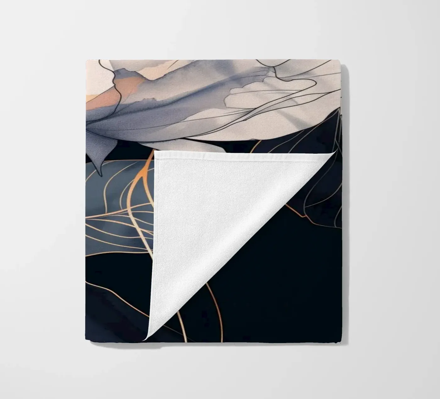 Roses black version strandhanddoek van Justyna Jaszke JBJart