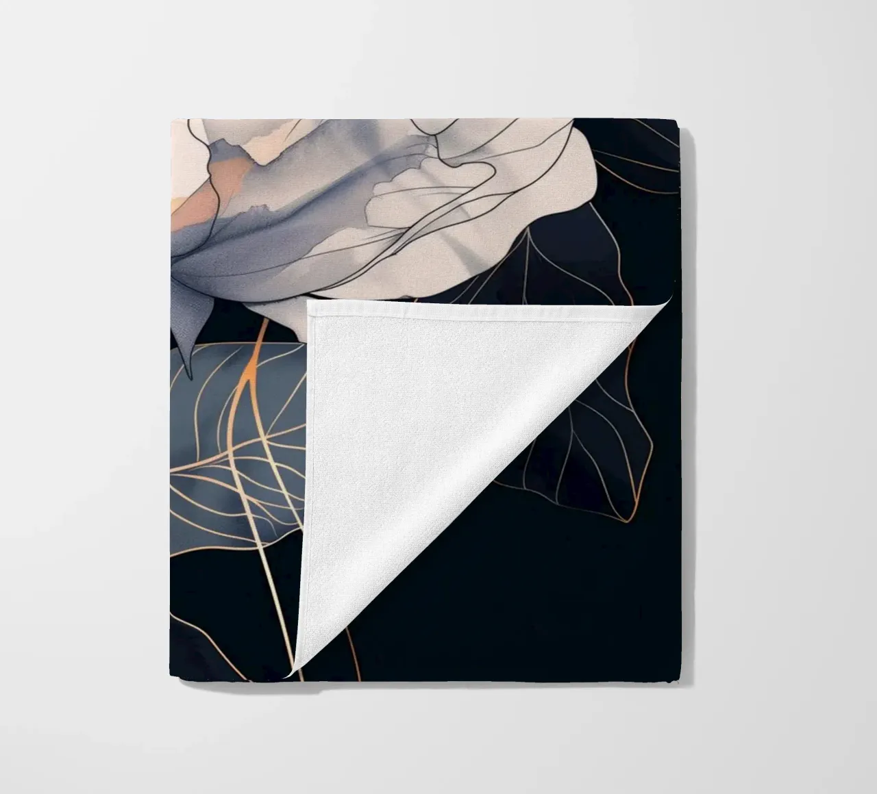 Rozen zwarte versie strandhanddoek van Justyna Jaszke JBJart