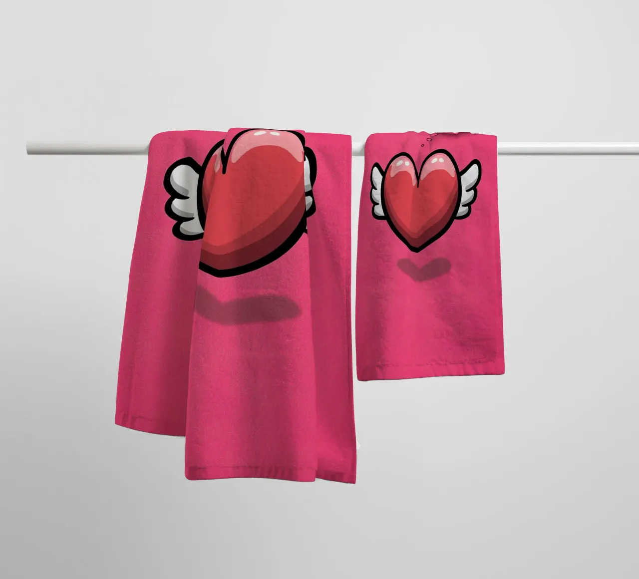 Sussurri del cuore in rosa asciugamano da bagno da Carinaprint