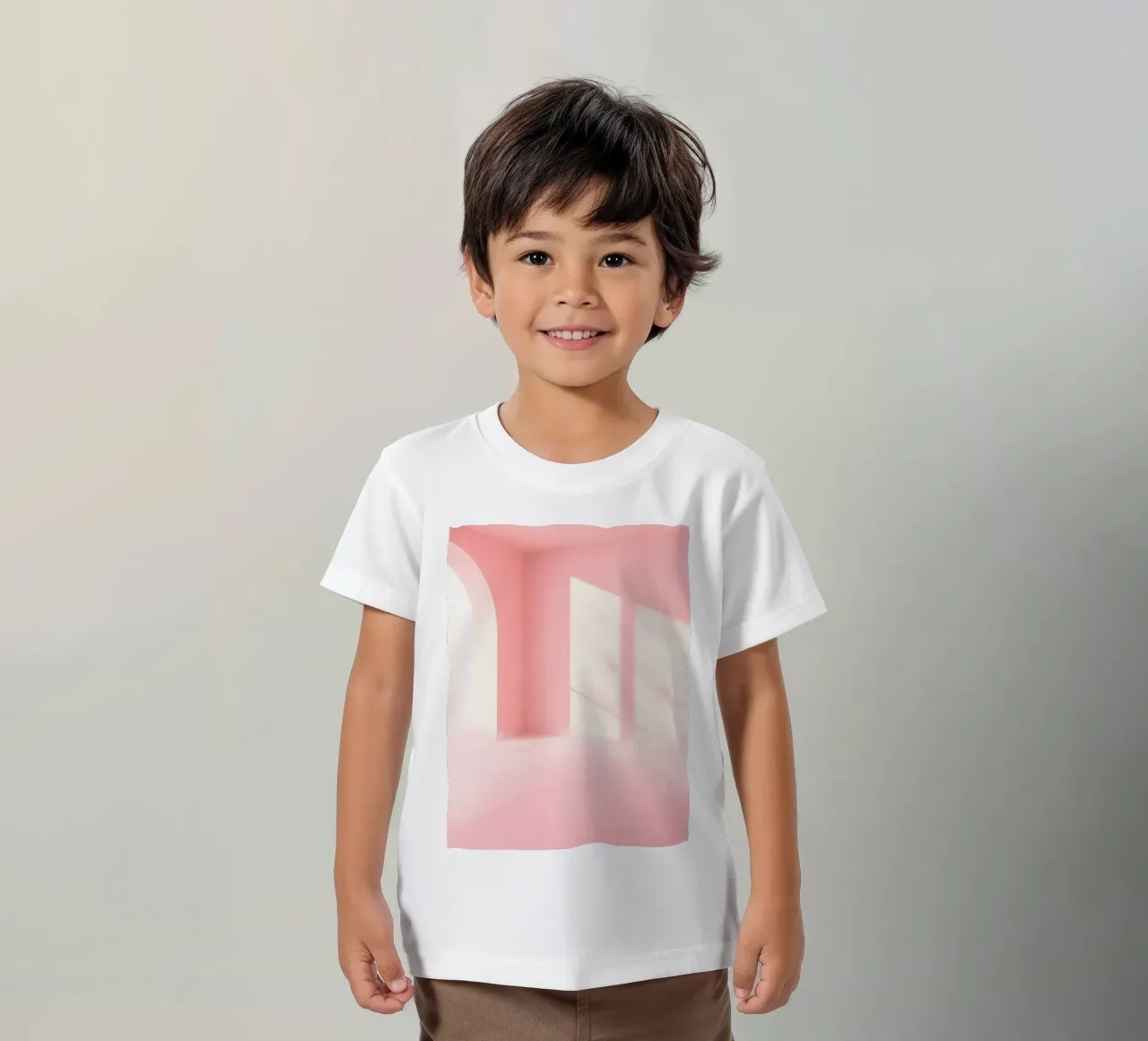 Zachtroze interieur met zonlicht dat schaduwen werpt in een dromerige kinder t-shirt van DesignDoodle