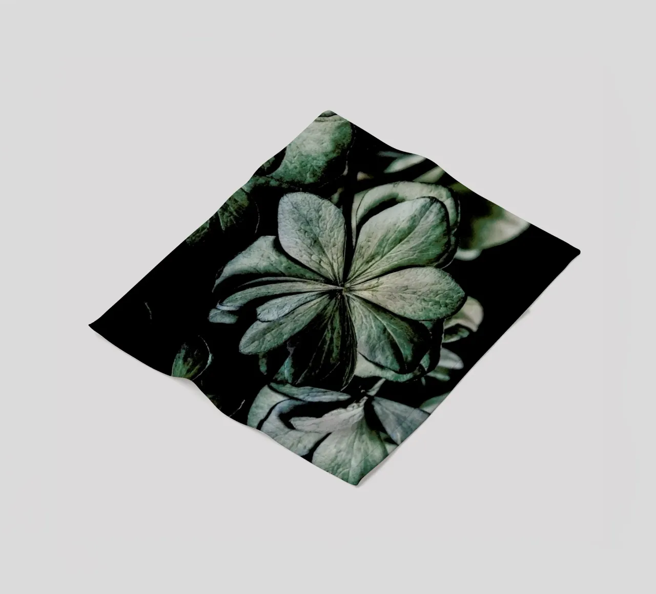 Greenery II coperta in pile da Flora & Fauna
