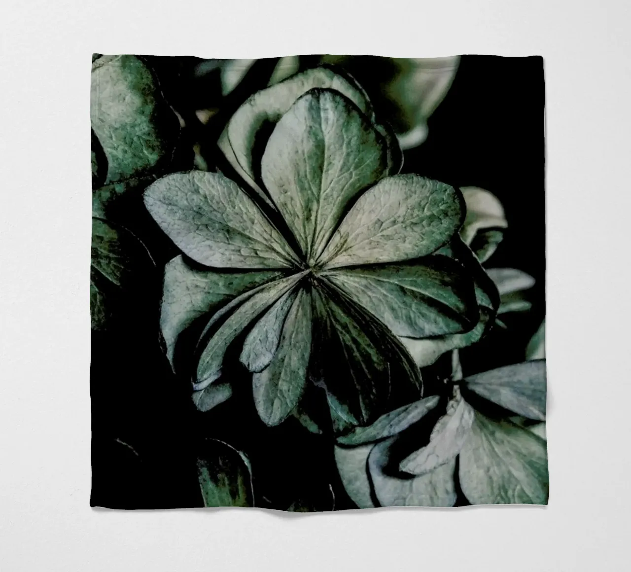 Greenery II coperta in pile da Flora & Fauna