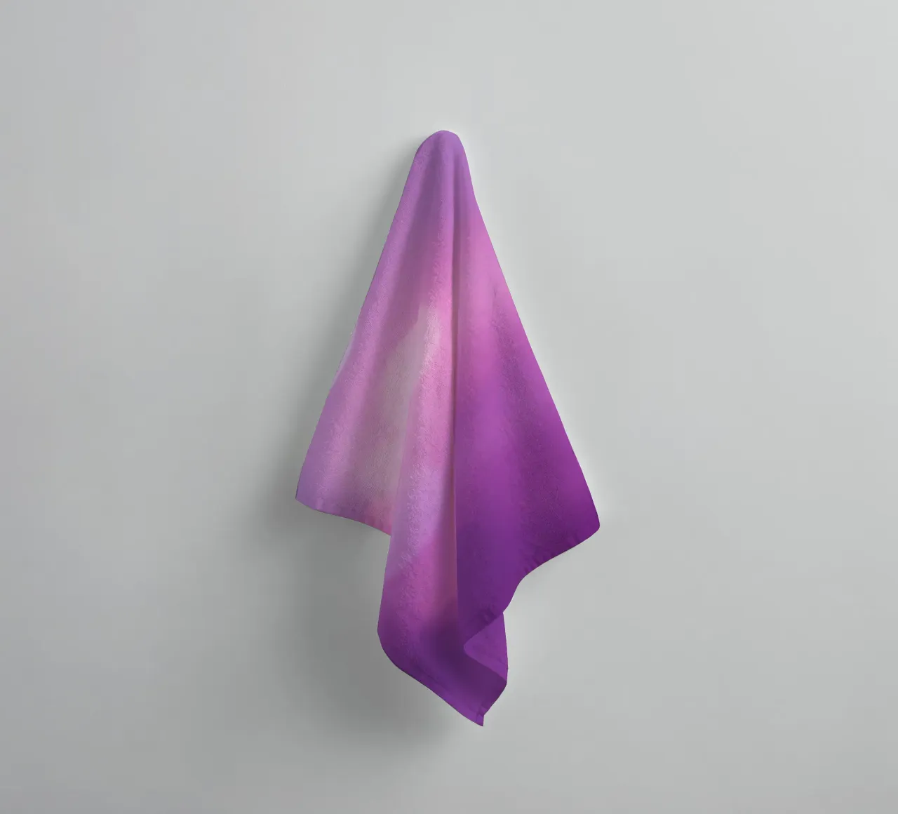 Colorful bokeh effects create a dreamy atmosphere at an even towel by DesignDoodle