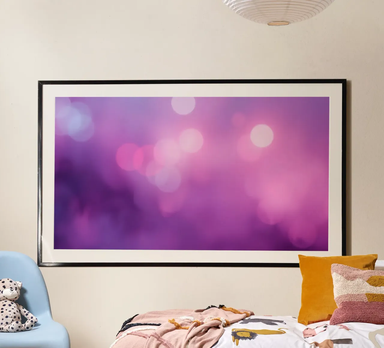 Kleurrijke bokeh-effecten creëren een dromerige sfeer op een even hahnemühle van DesignDoodle