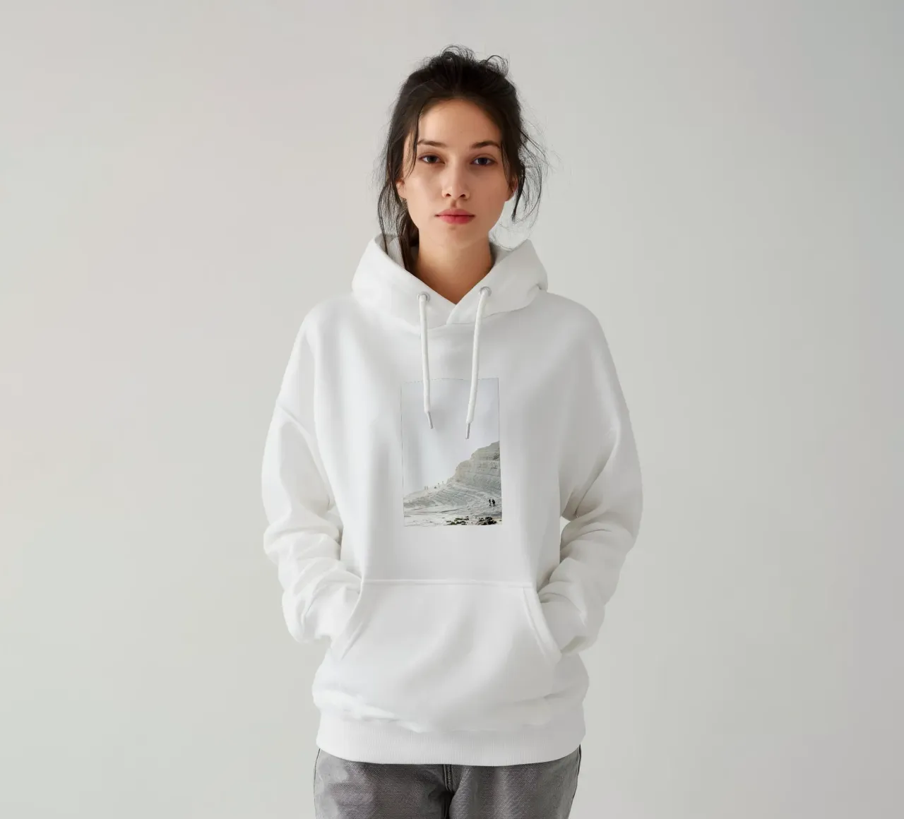 Scala felpa con cappuccio da Chris Abatzis