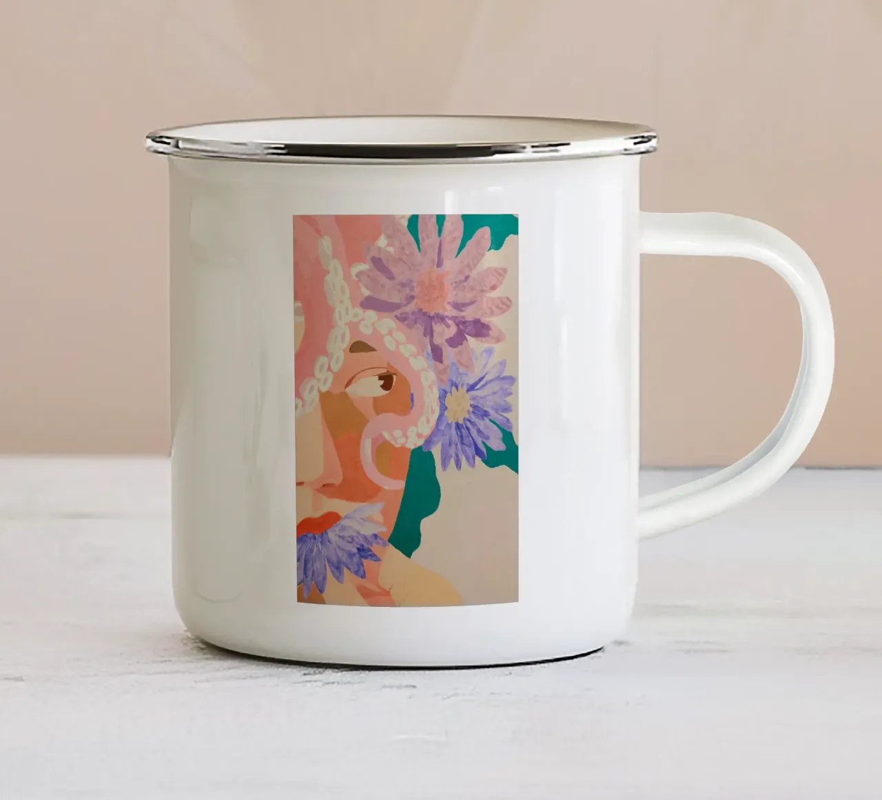 Abstracte bloemenprint vrouw, bloemsierkunst, pastelkleurige print emaille mok van Boheme