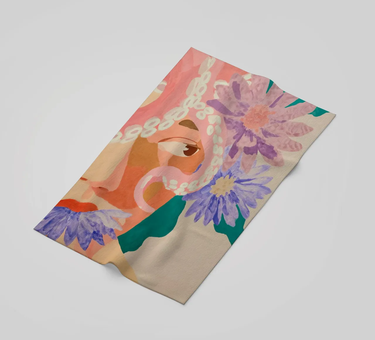 Abstracte bloemenprint vrouw, bloemsierkunst, pastelkleurige print strandhanddoek van Boheme