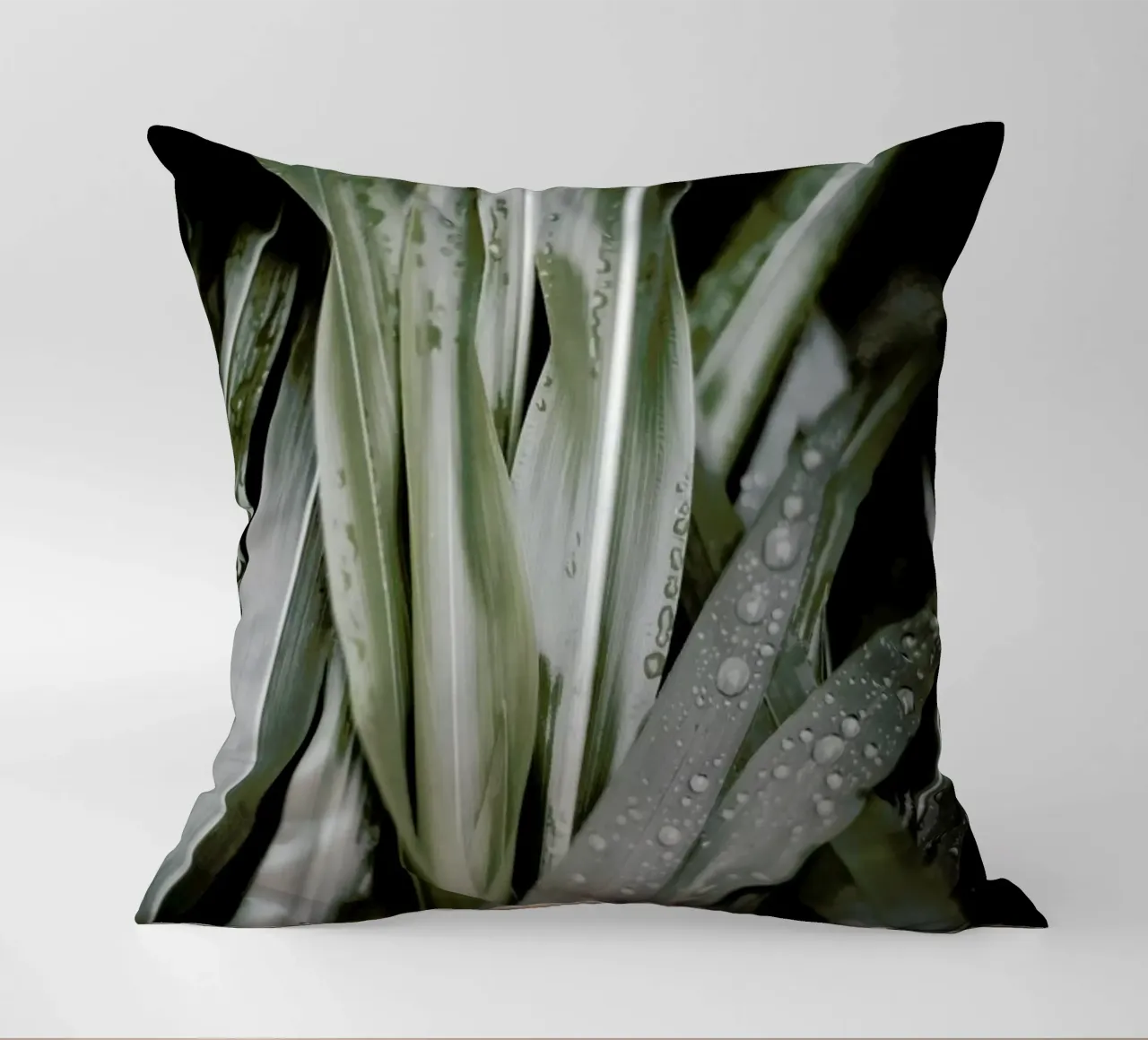 Lush decorative cushion by Flora & Fauna