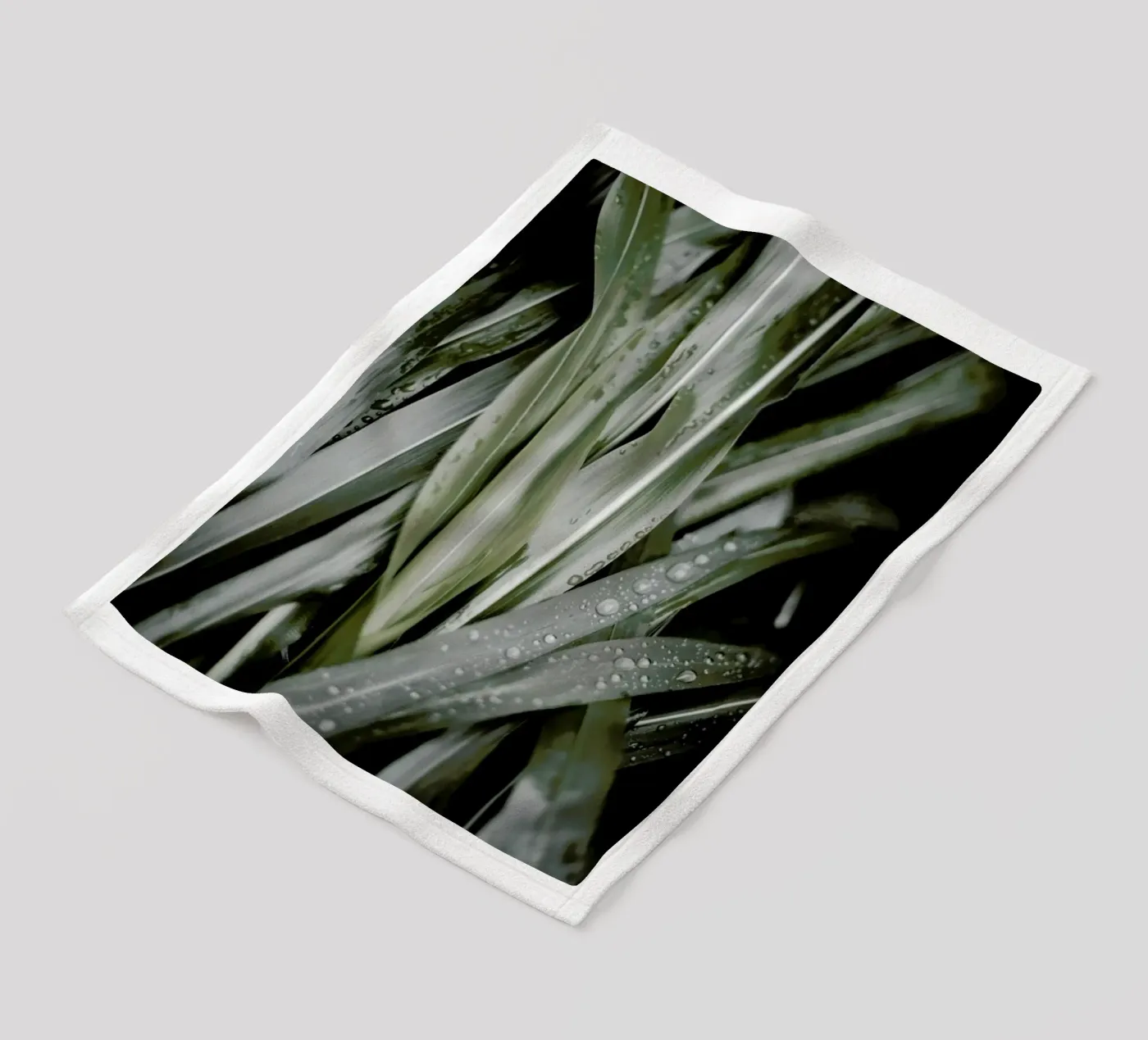 Lush fleece blanket by Flora & Fauna