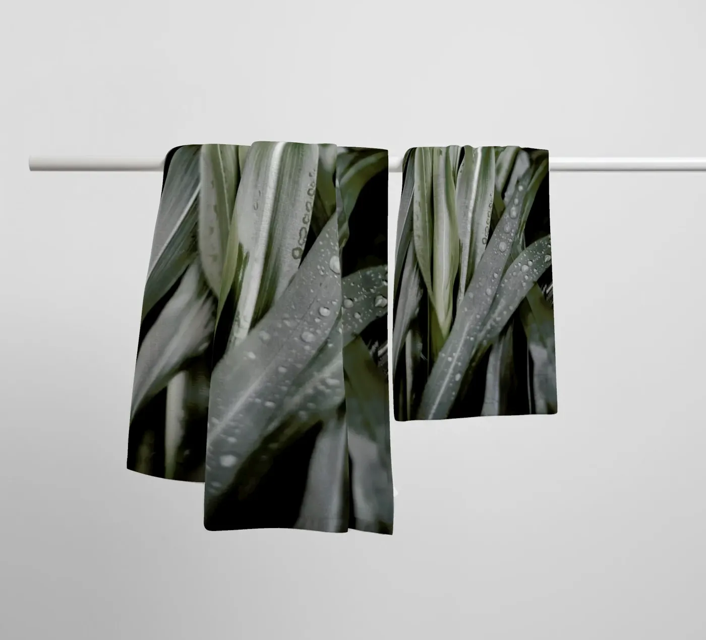Lush towel by Flora & Fauna