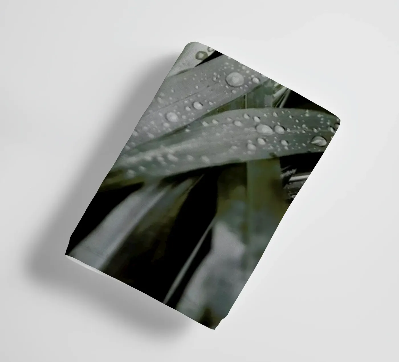 Lush towel by Flora & Fauna