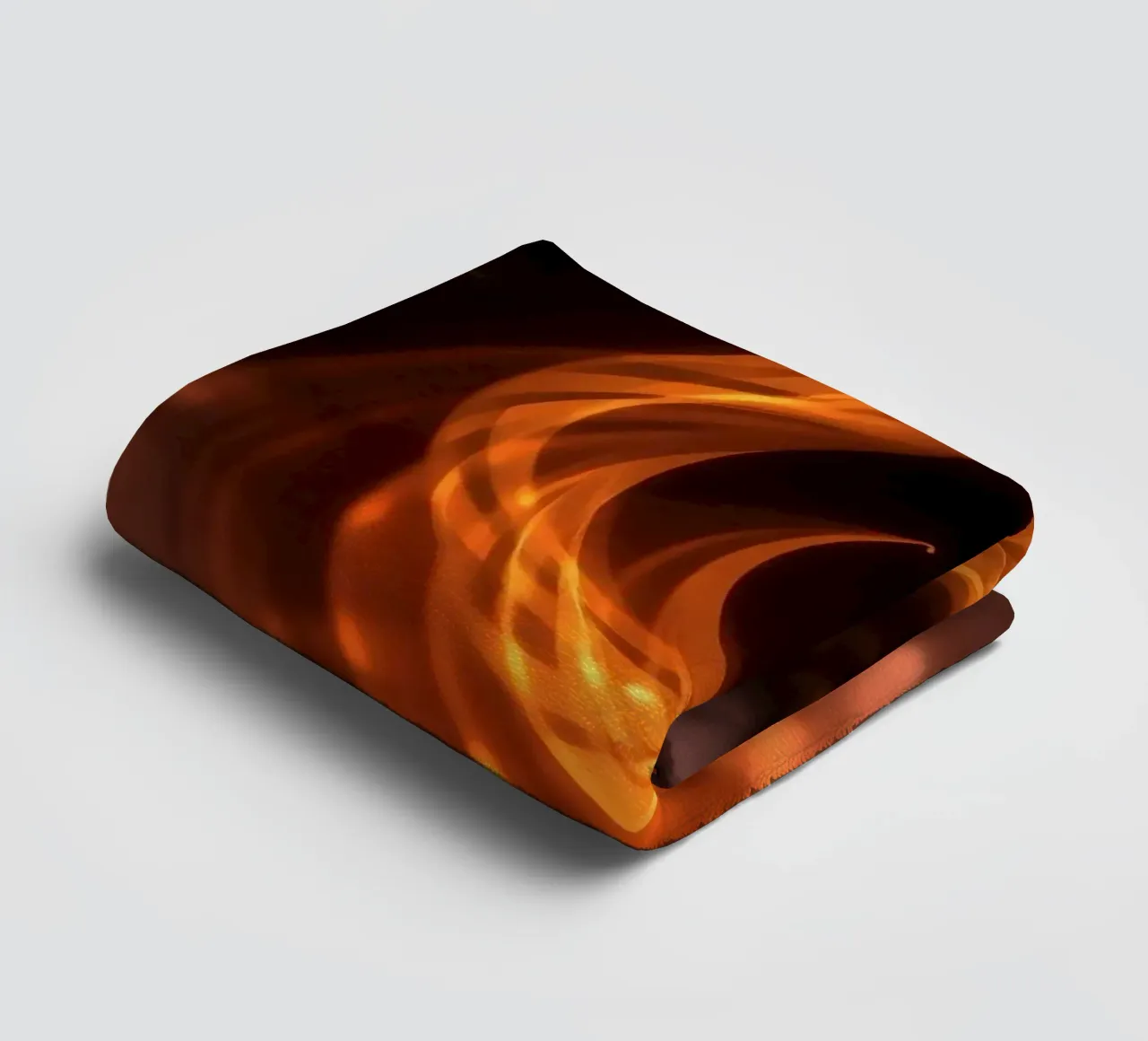 I motivi vorticosi di arancione e nero creano un'arte astratta. asciugamano da bagno da DesignDoodle