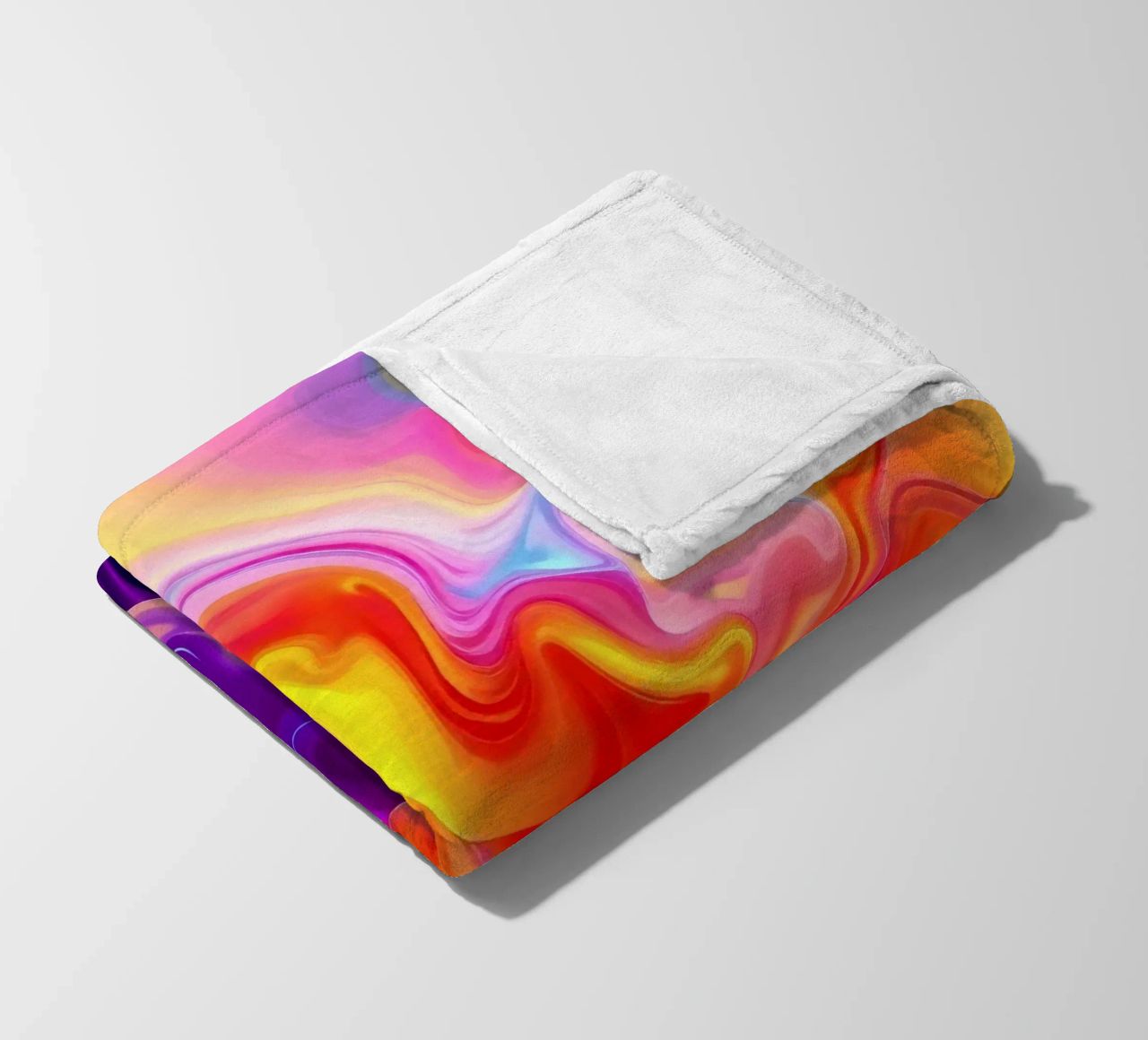 abstracte kunst met levendige wervelingen en vloeiende patronen fleecedeken van DesignDoodle