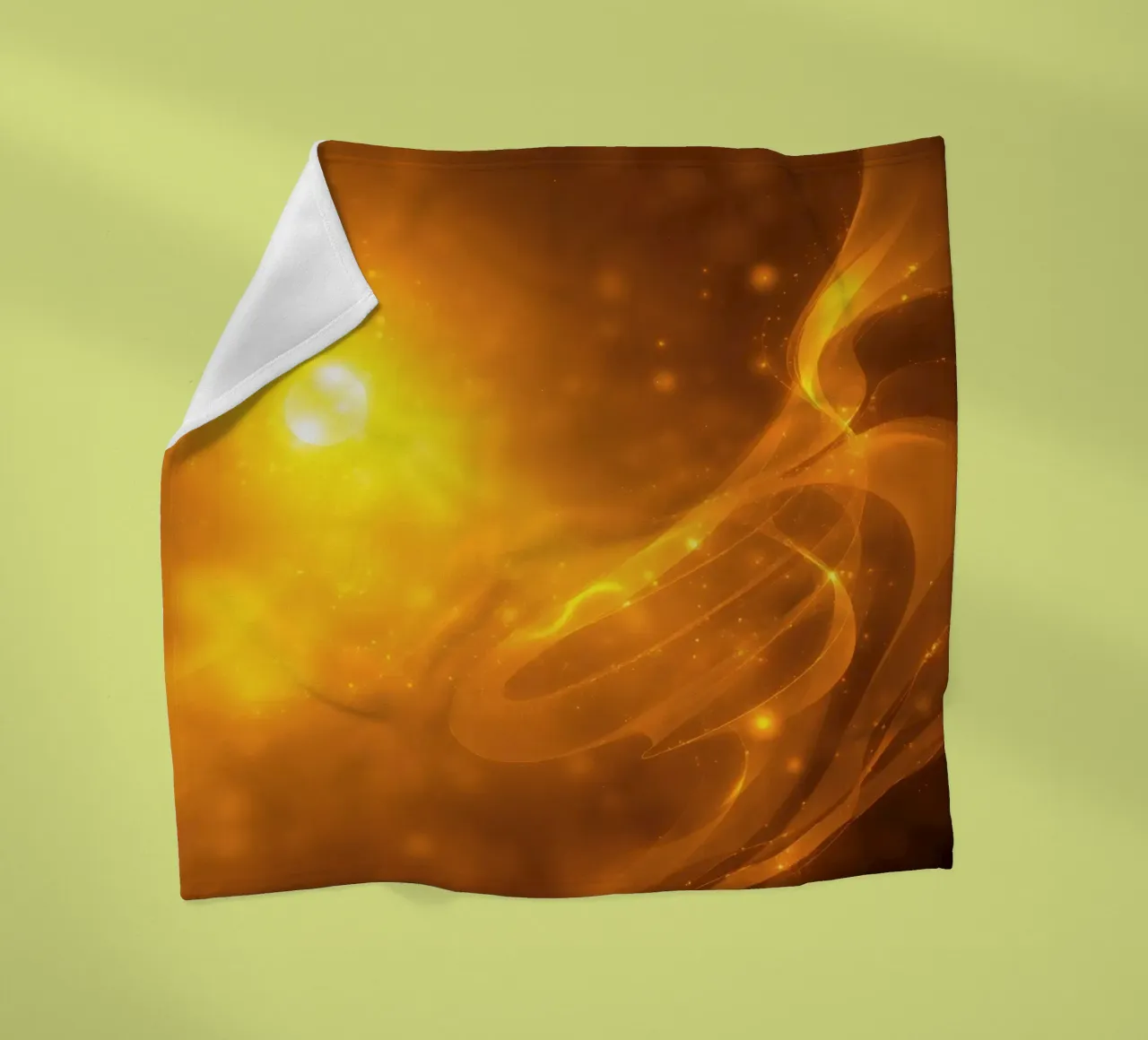 Luce astratta arancione che vortica sullo sfondo cosmico al crepuscolo coperta in pile da DesignDoodle