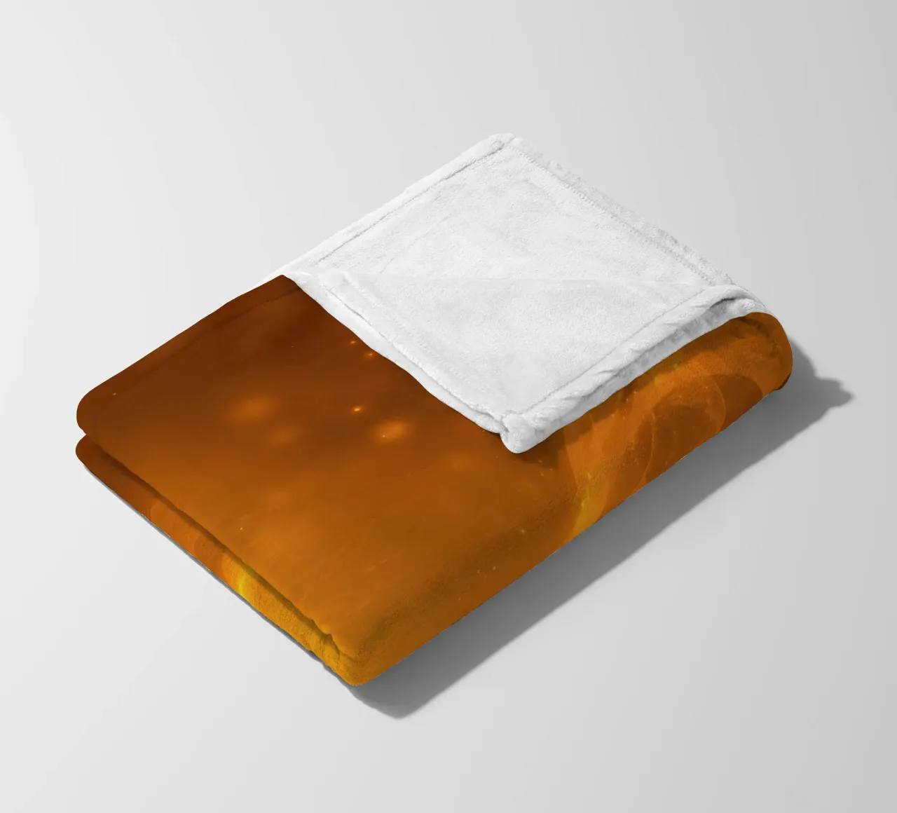 Luce astratta arancione che vortica sullo sfondo cosmico al crepuscolo coperta in pile da DesignDoodle