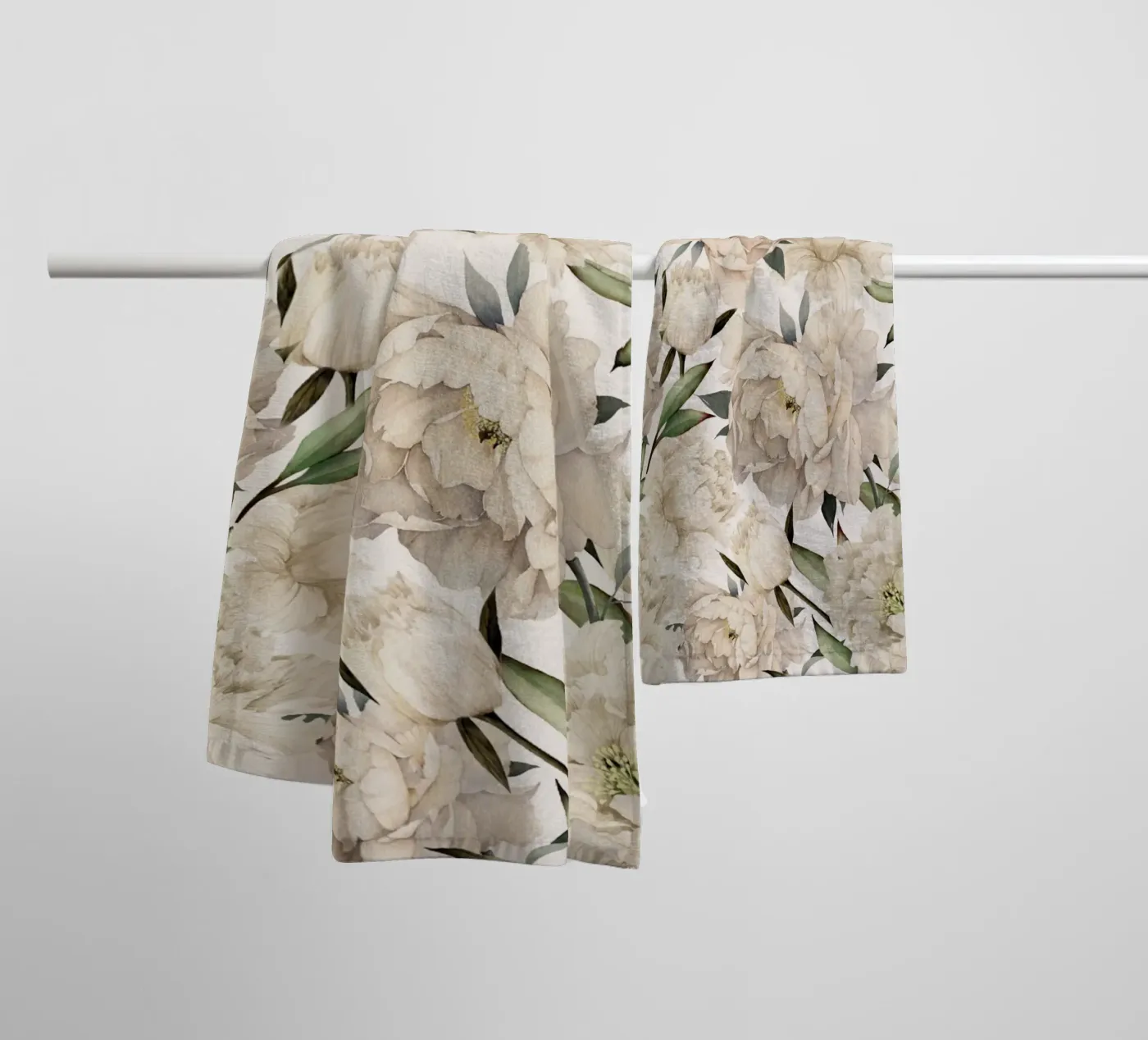 Peonies Pattern Handtuch von Nadjaa
