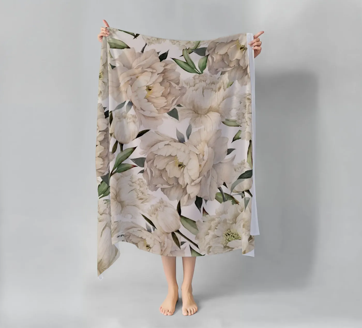 Peonies Pattern Strandtuch von Nadjaa