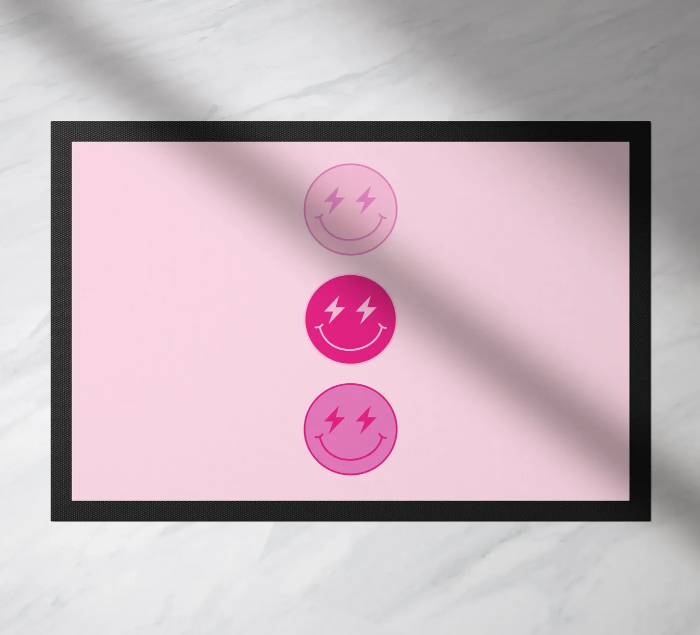 Thunderbolt Smiley zerbino da Paigaam Studio