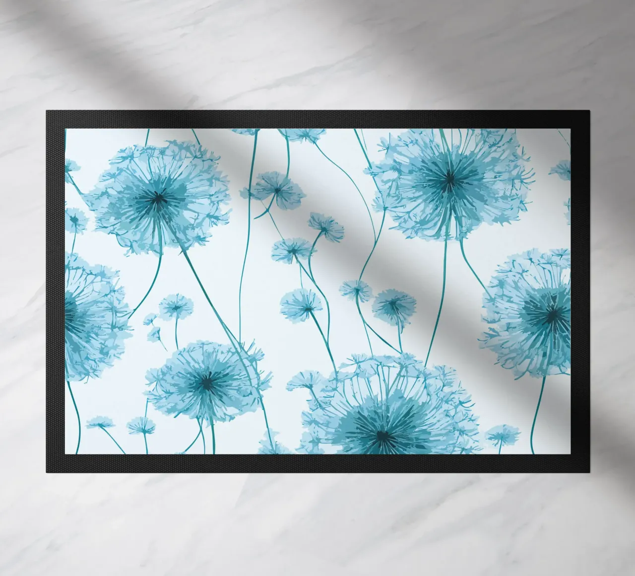 Brezza di dente di leone in blu zerbino da Botanical Pattern House