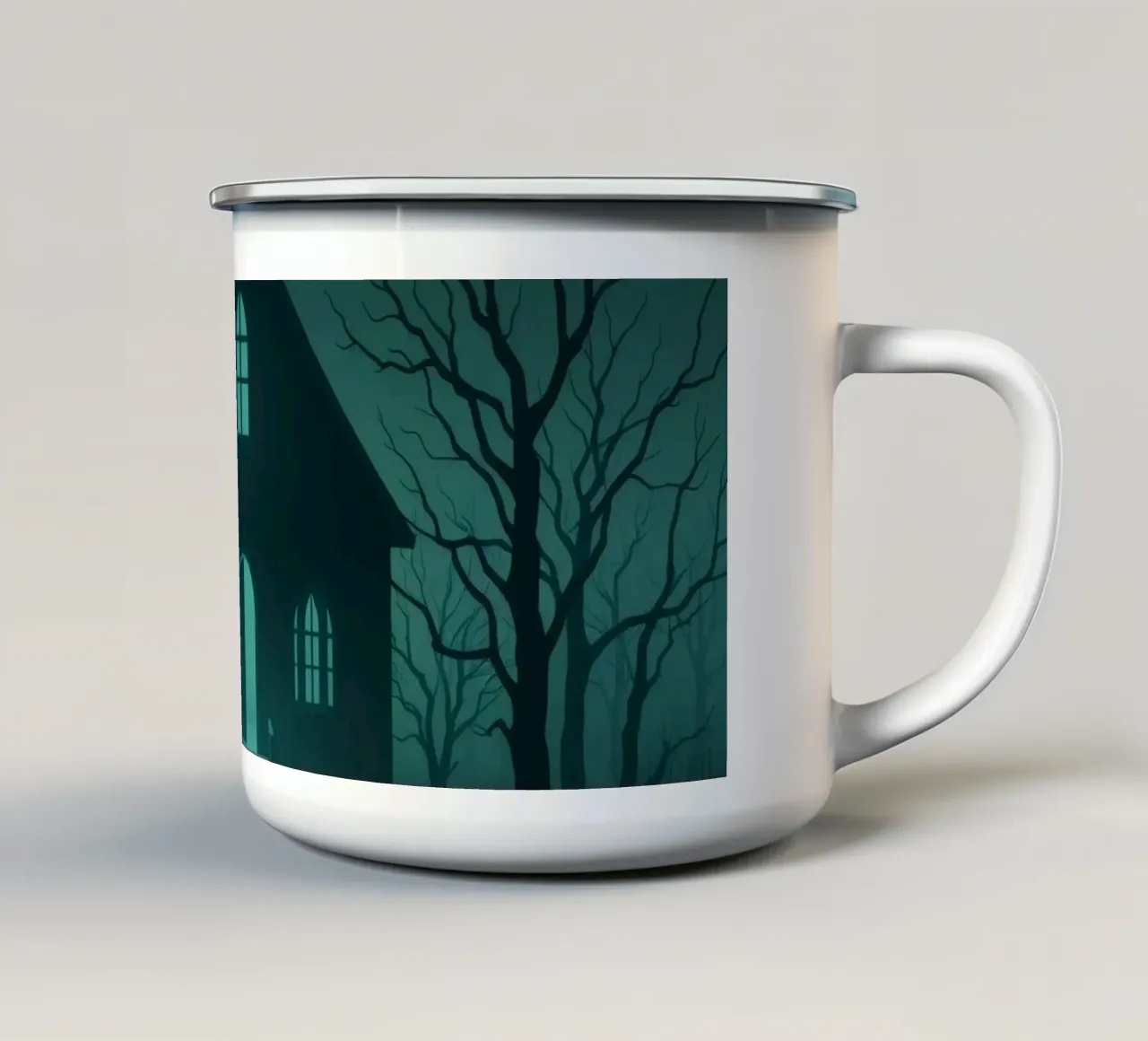 Un'inquietante casa illuminata dalla luce della luna in una foresta nebbiosa tazza in smalto da DesignDoodle