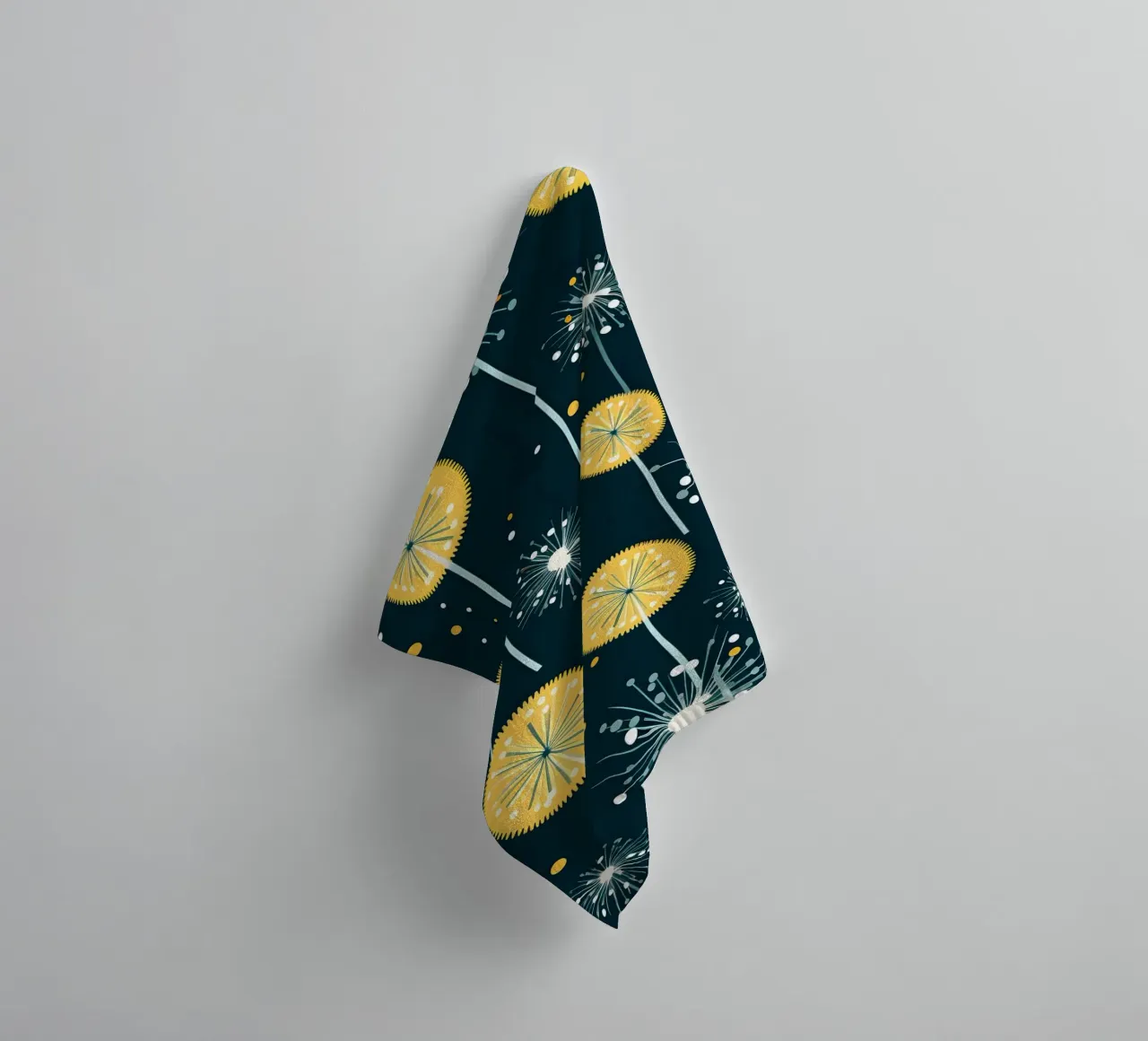 Dandelion Orbit Handtuch von Botanical Pattern House