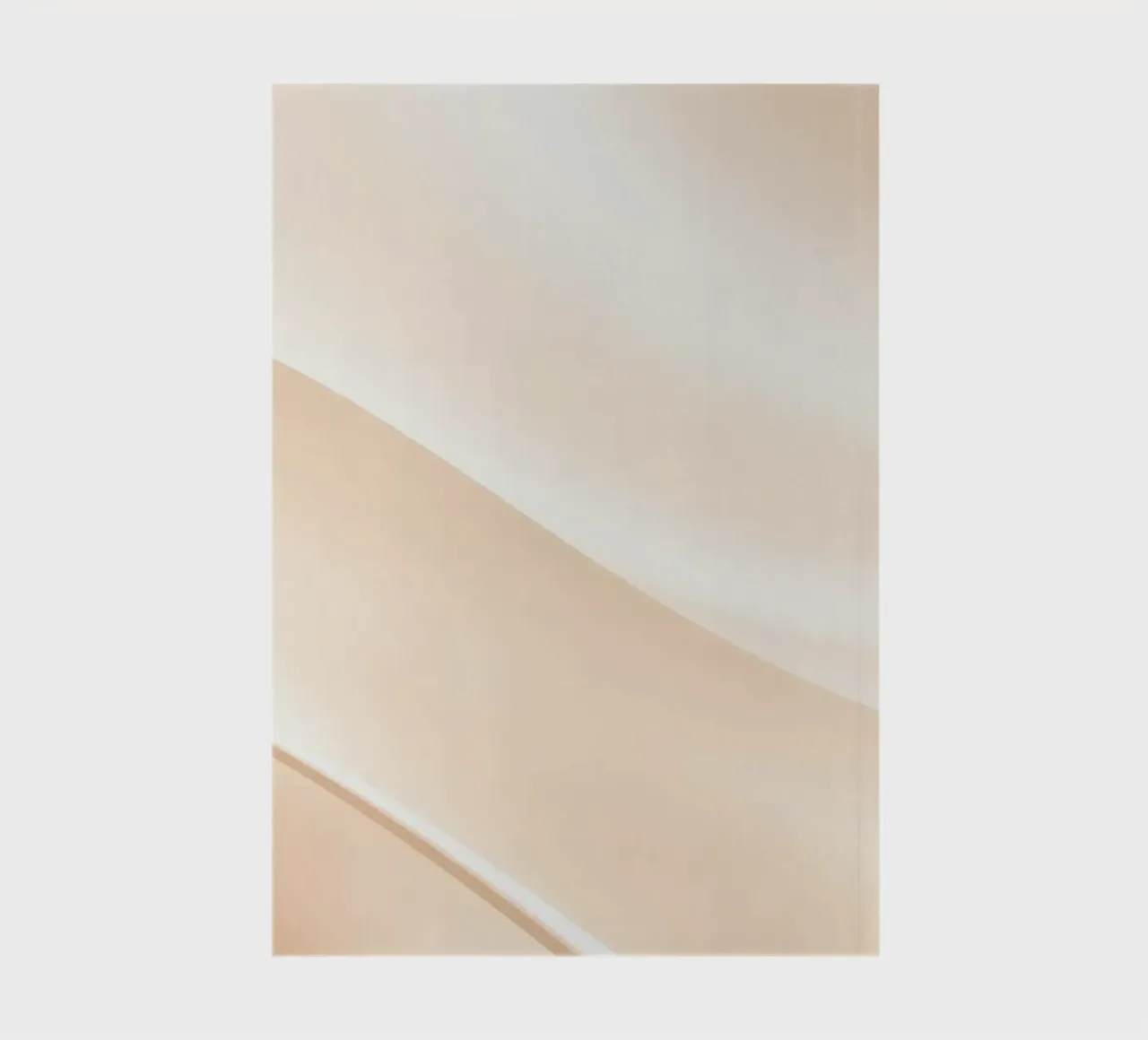 Le morbide onde del tessuto creano un senso di eleganza rilassante diario da DesignDoodle