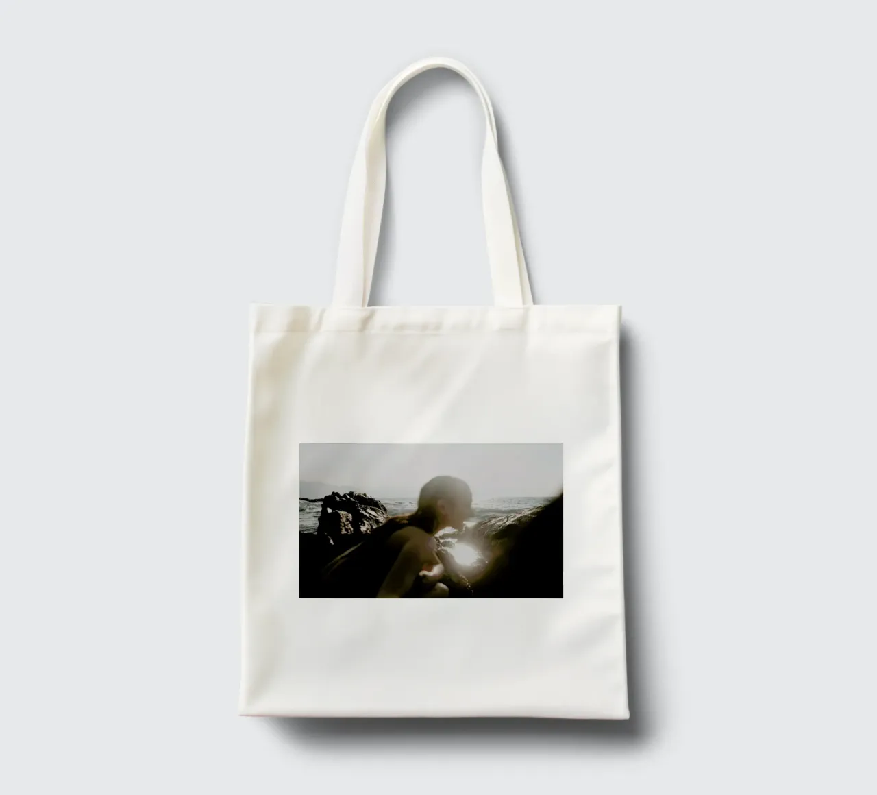 Soft 3 borsa in juta da Ana Topoleanu