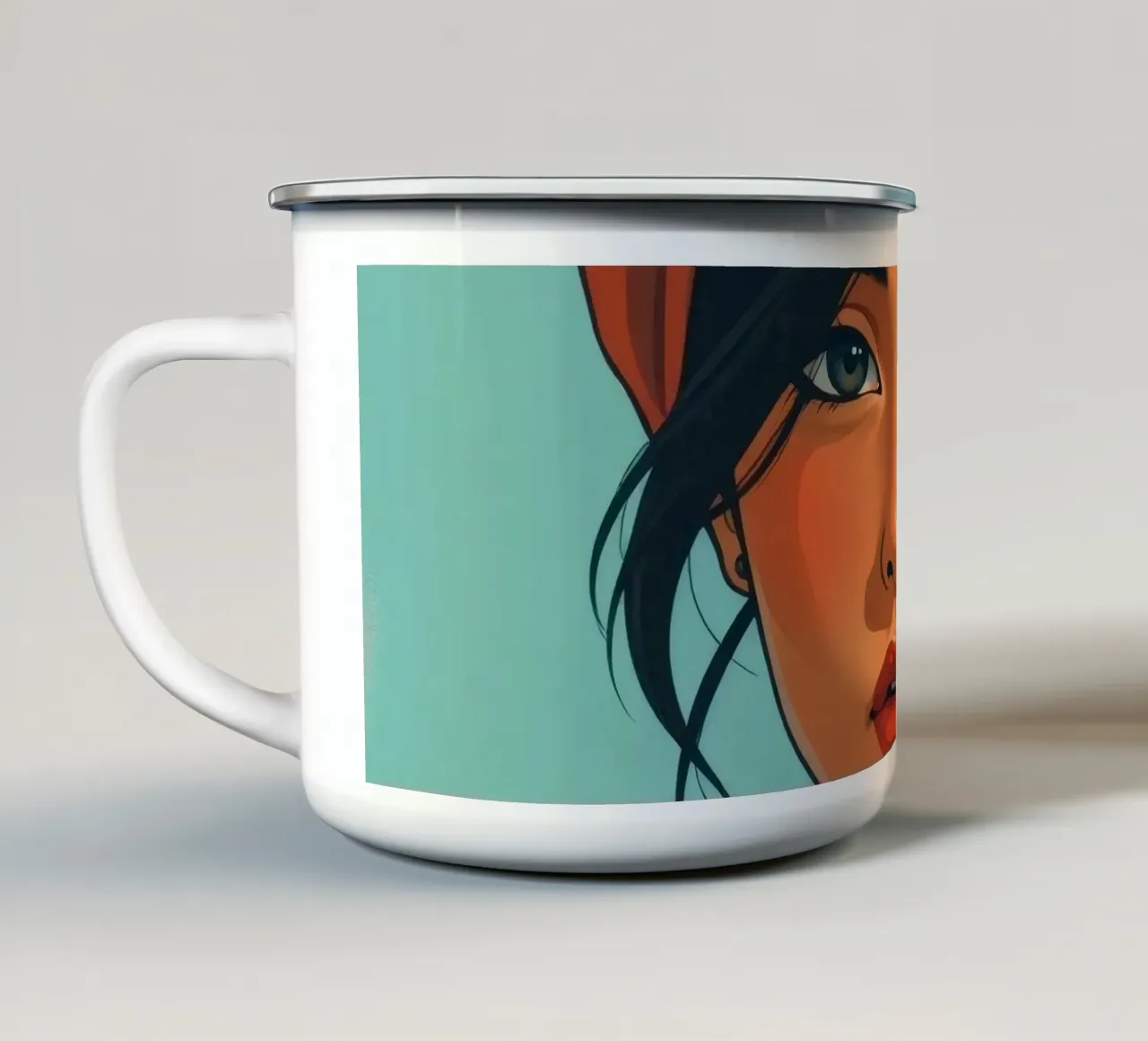 Una giovane donna dai tratti marcati posa con sicurezza tazza in smalto da DesignDoodle