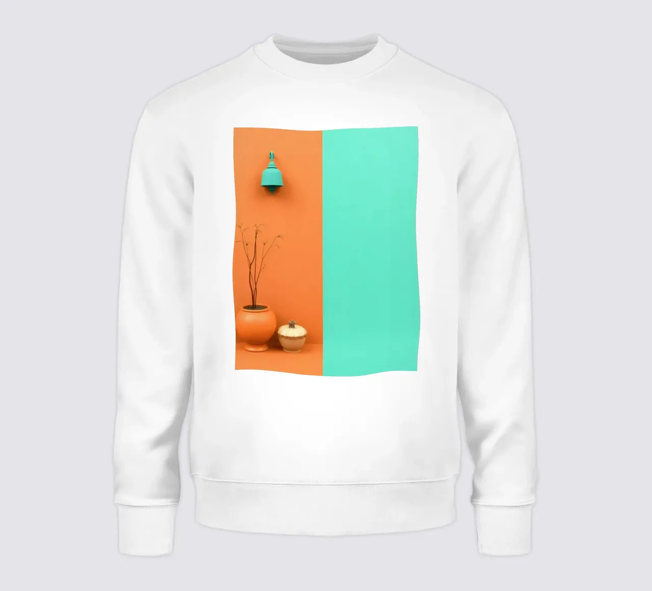espositore decorativo con una pianta, una campana e zucche su un supporto felpa da DesignDoodle