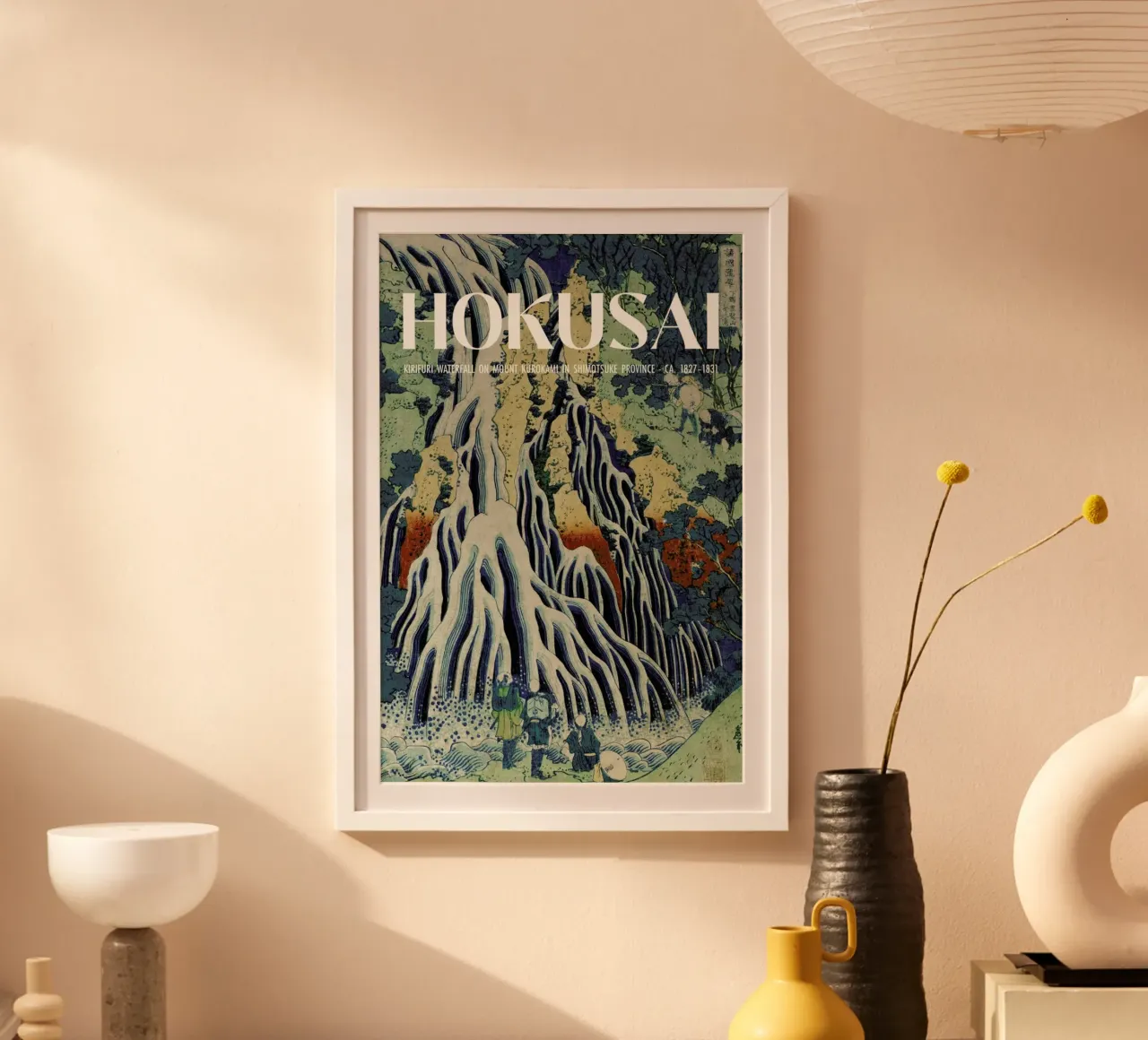 Hokusai - Kirifuri Waterfall at Kurokami Mountain in Shimotsuke IV poster avec cadre en plastique de Vintage by JUNIQE