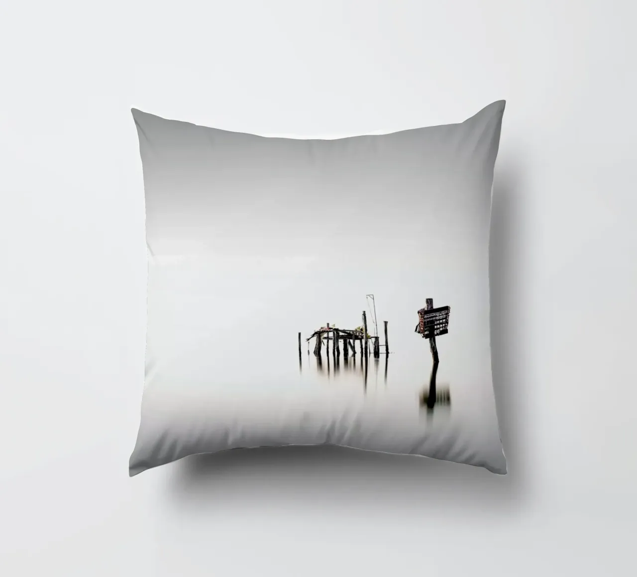 Vecchio   Study 13 - Venedig 2020 decorative cushion by Håggard Photography | Ronny Behnert