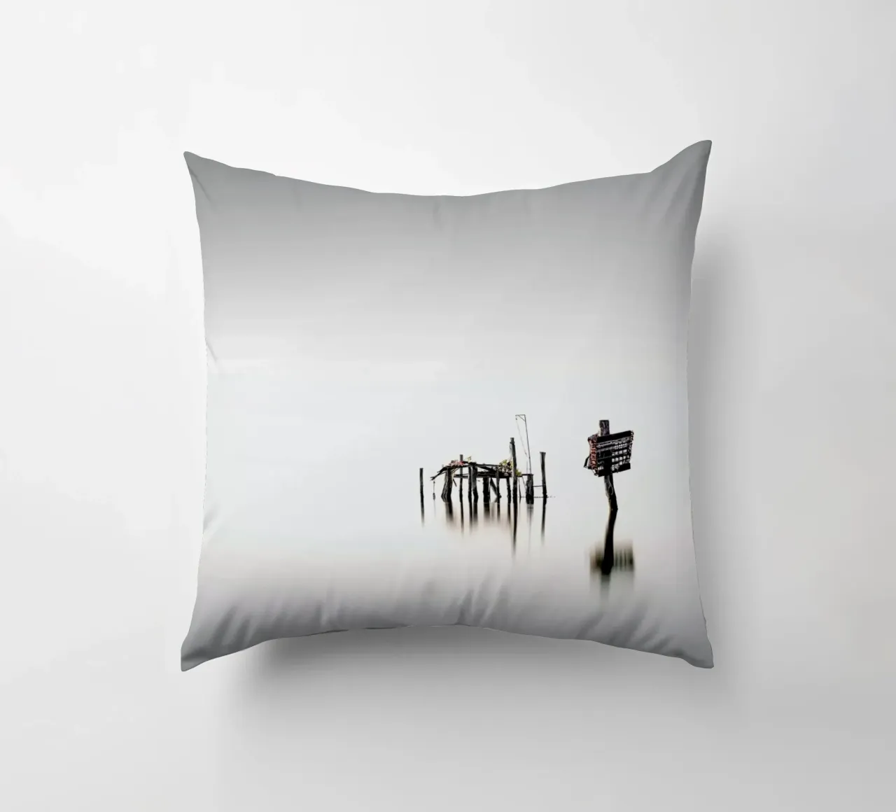 Vecchio   Study 13 - Venedig 2020 decorative cushion by Håggard Photography | Ronny Behnert