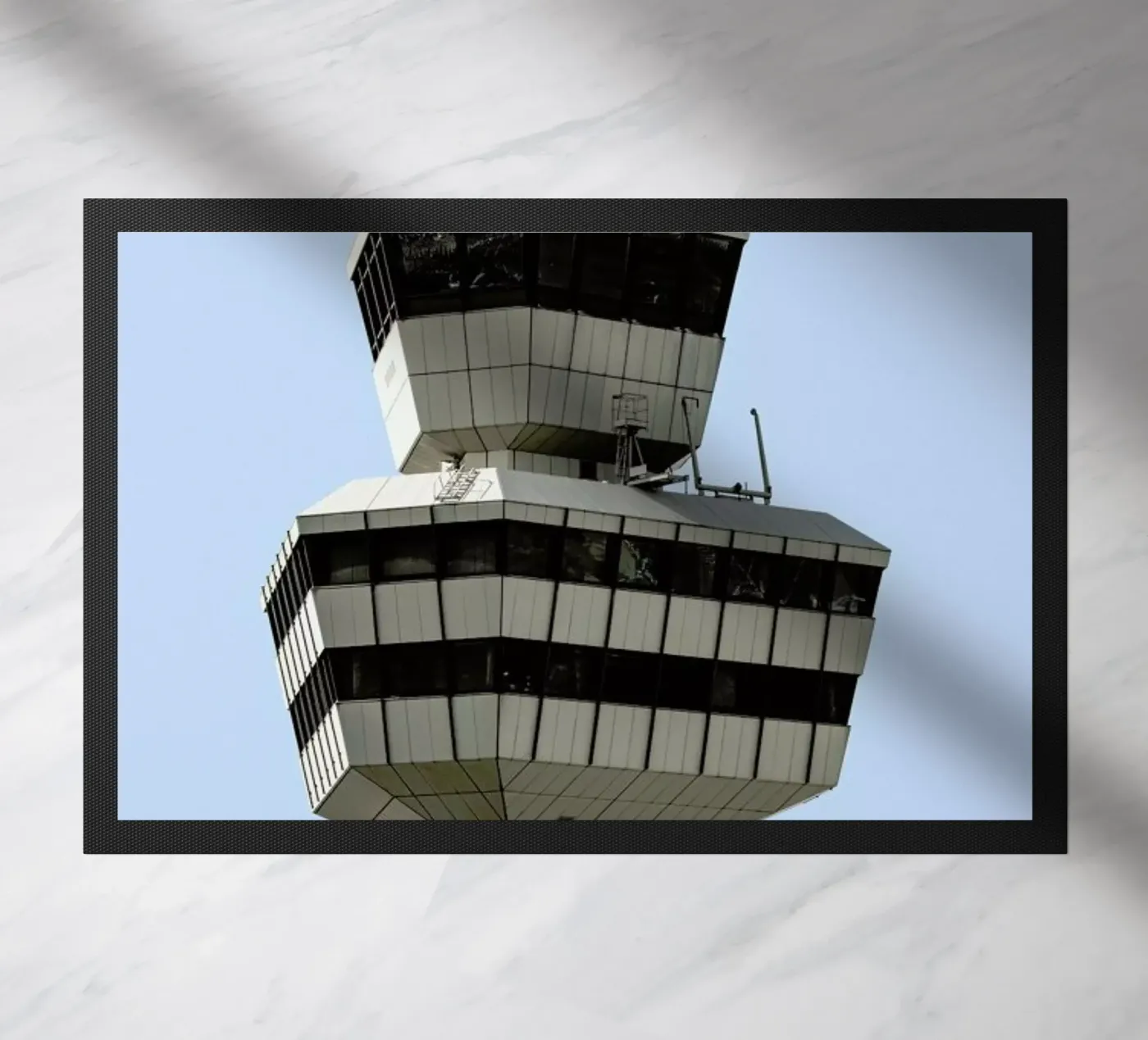 Tegel 1 deurmat van Marc Schulthess