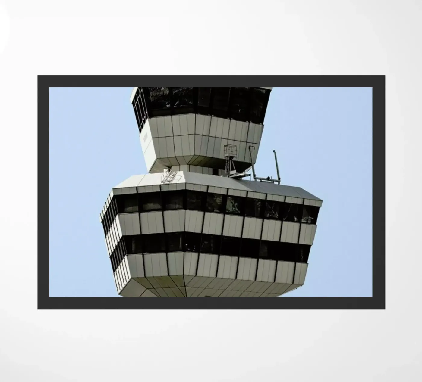 Tegel 1 deurmat van Marc Schulthess