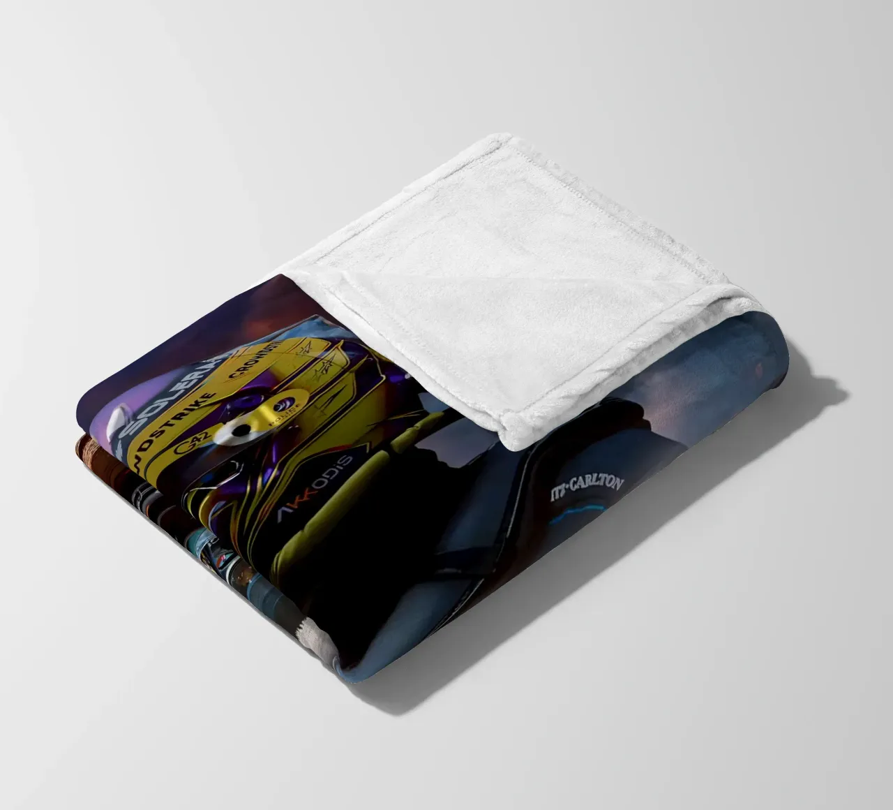 Lewis Hamilton coperta in pile da Agus Creative