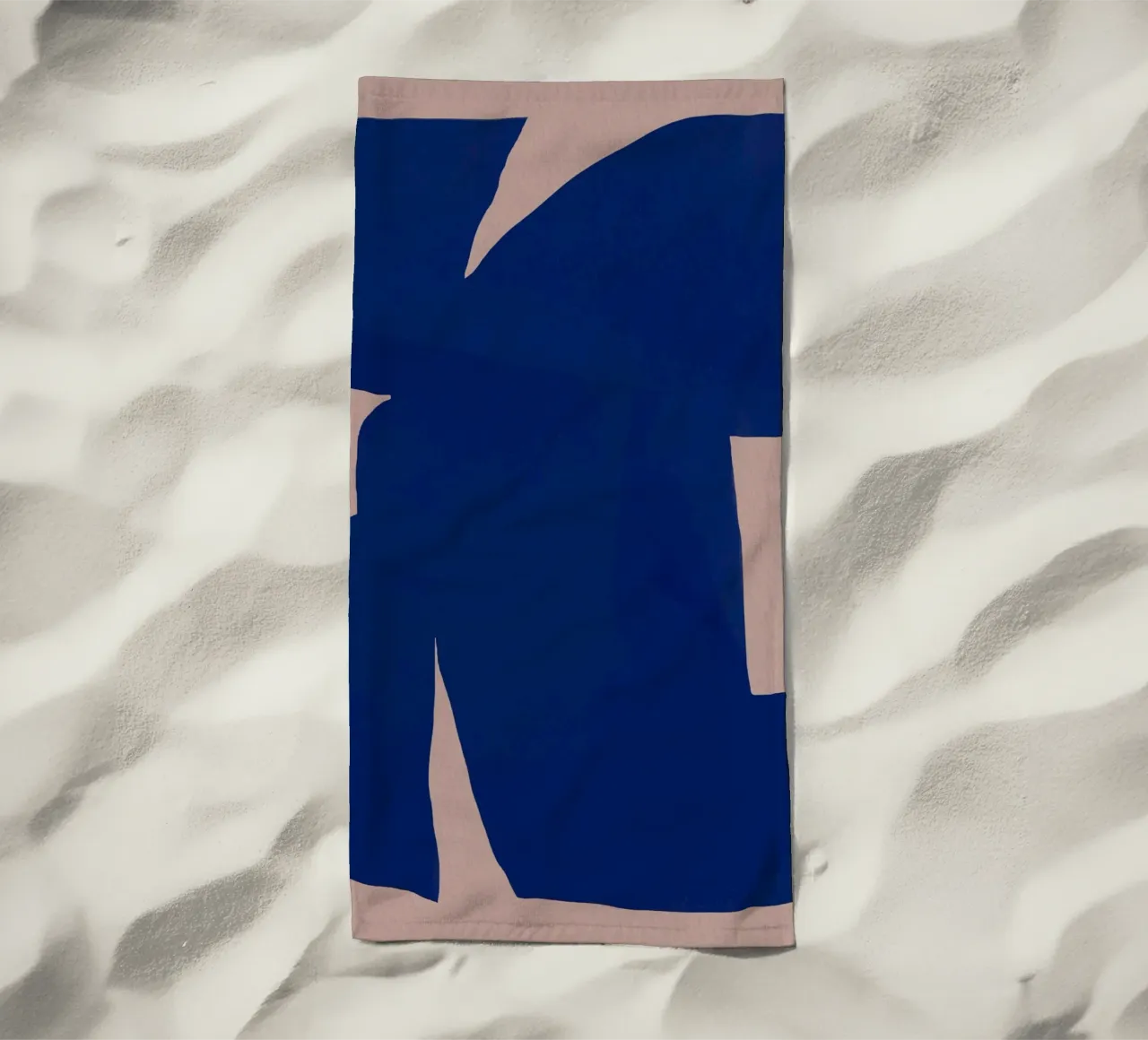 Große minimale Form abstrakt Strandtuch von Little Dean