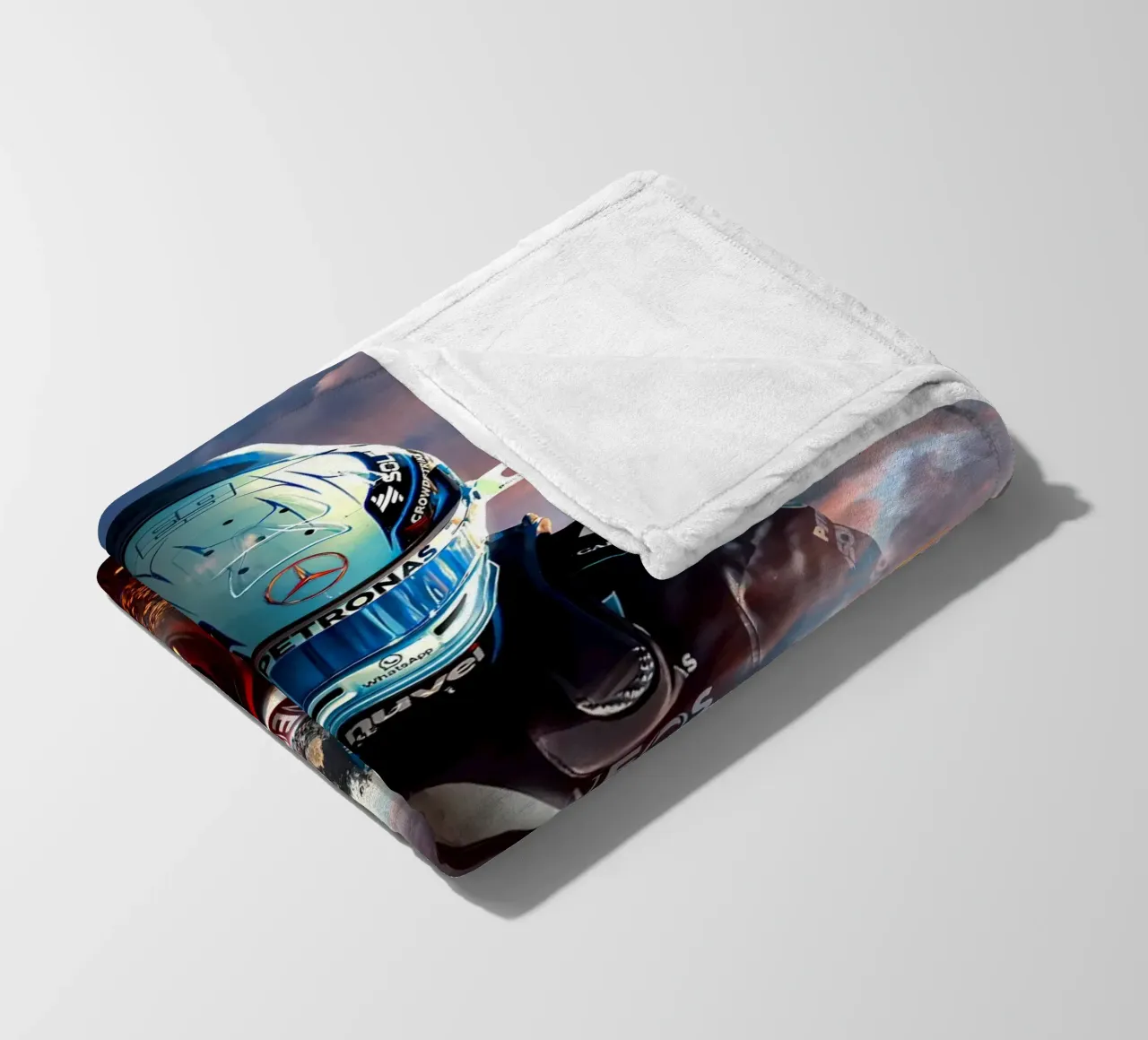 George Russell coperta in pile da Agus Creative