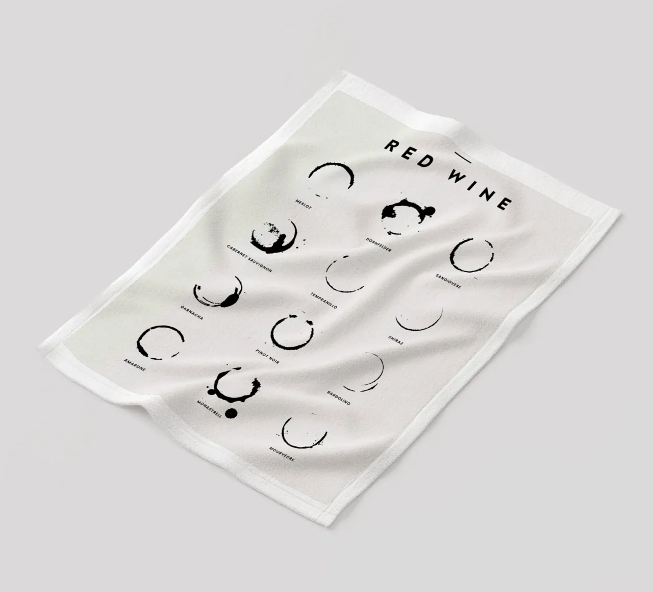 Paws Chart 2 coperta in pile da daylight design studio
