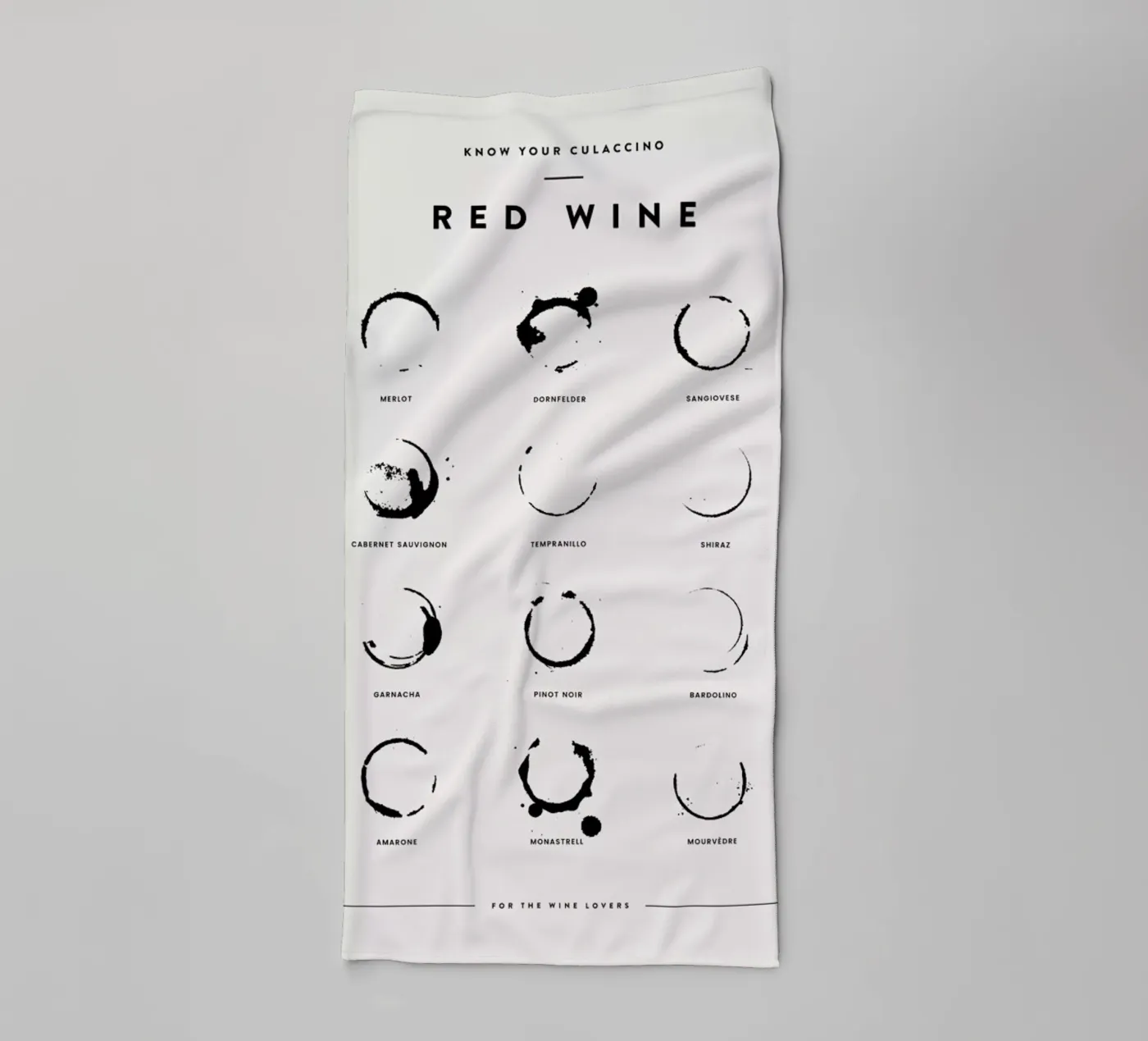 Paws Chart 2 badhanddoek van daylight design studio