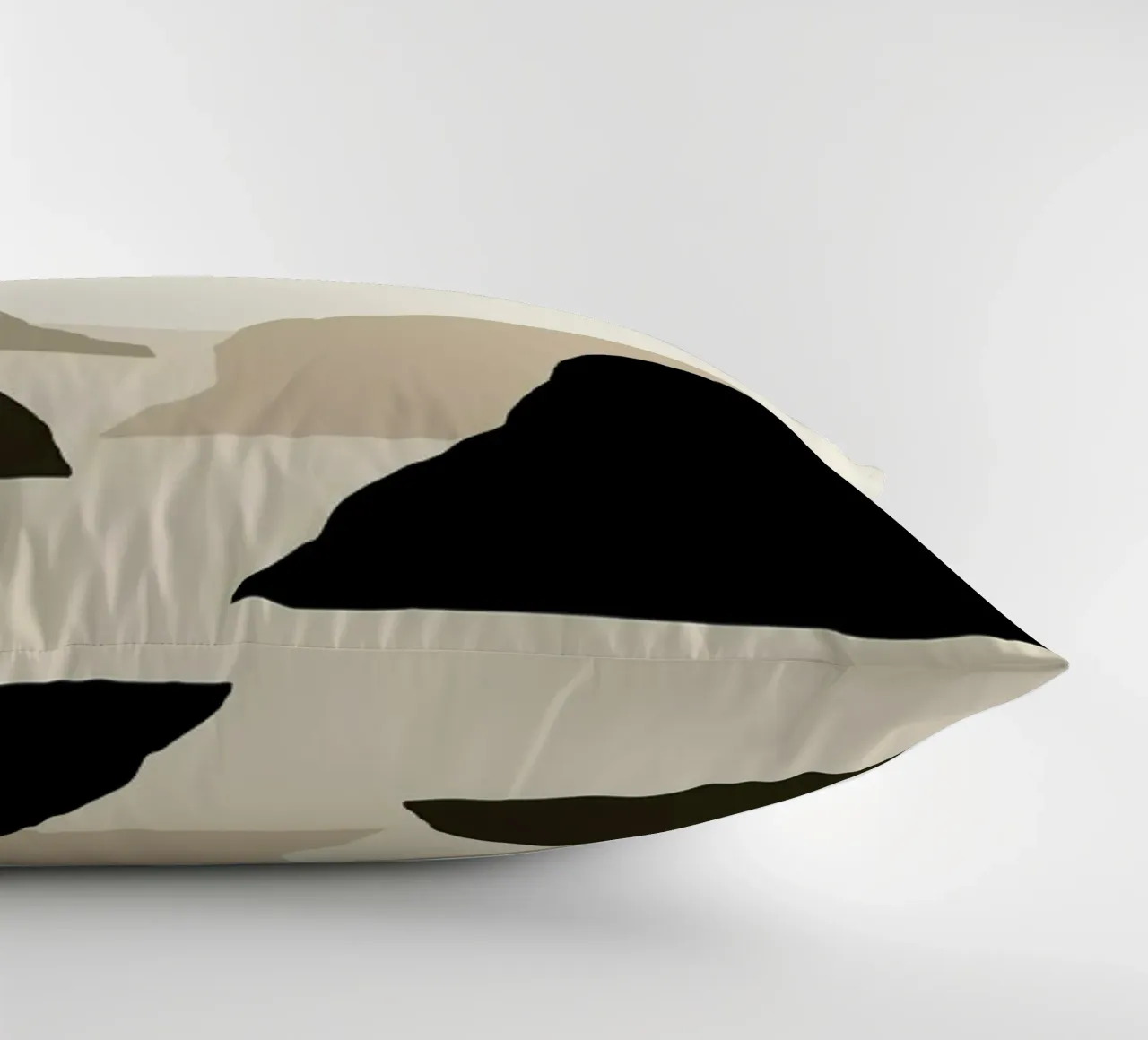 Black Moon Mountain cuscino da Graphite