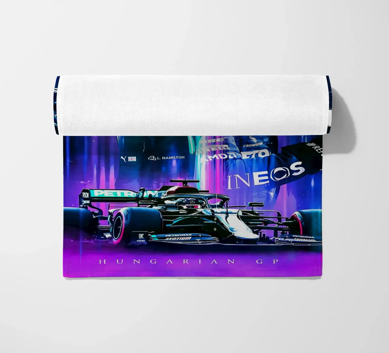 Lewis Hamilton telo mare da Indah Creative